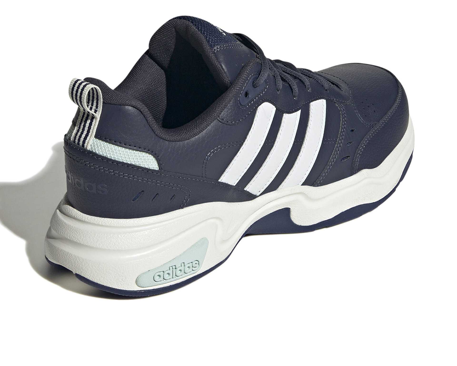 کفش های روزانه Strutter