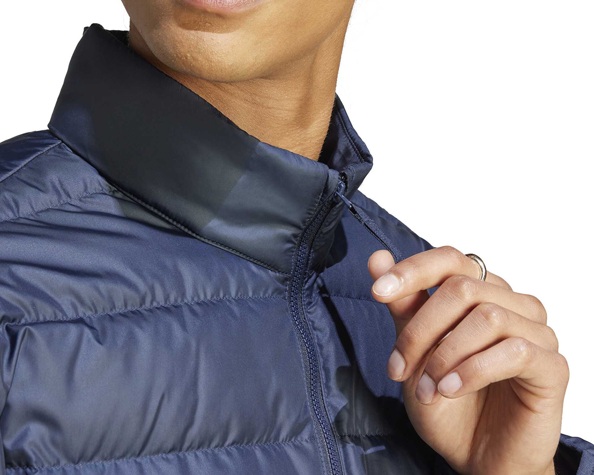 کت روزانه Ess Lite Down J