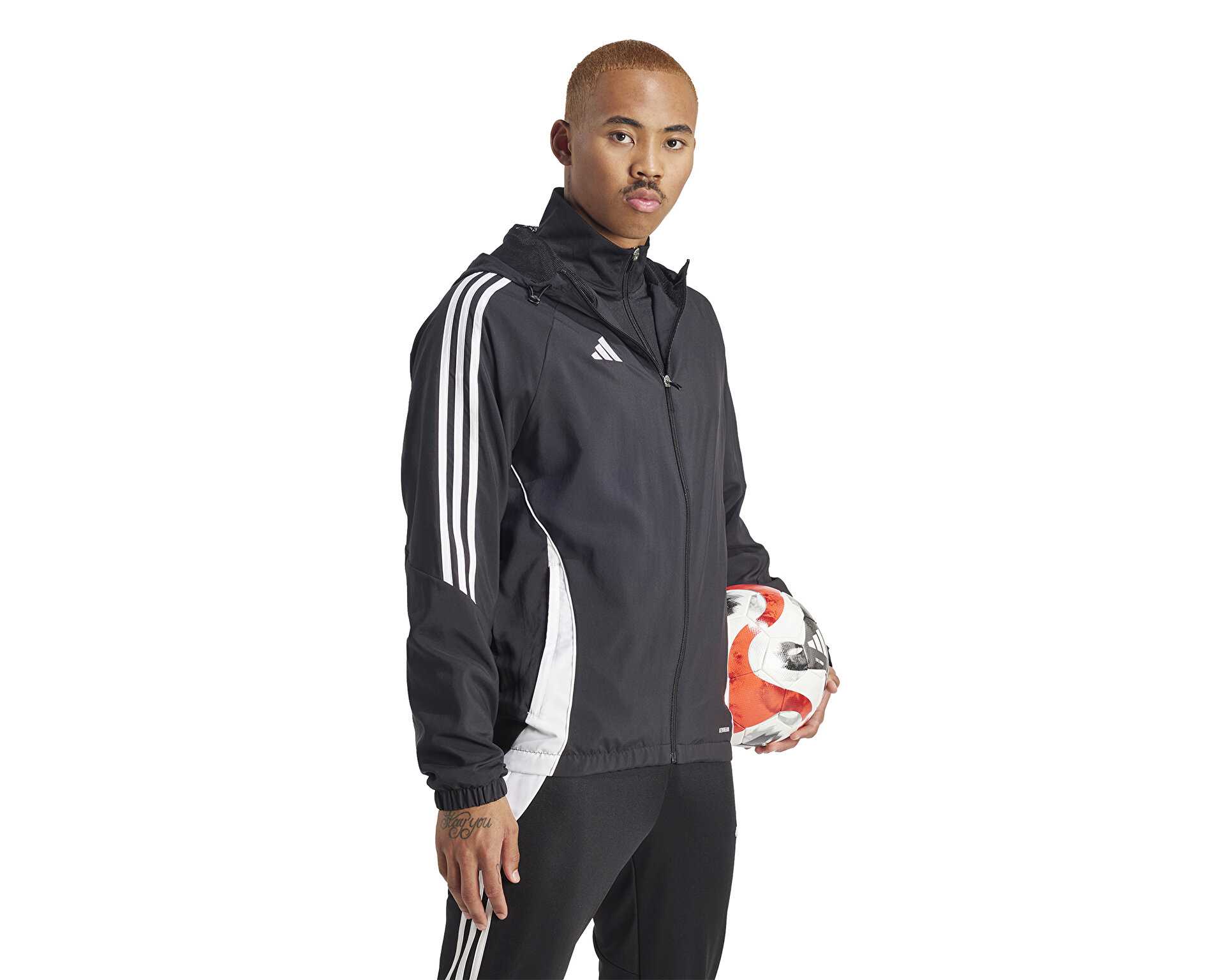 بادگیر فوتبال Tiro24 Wb