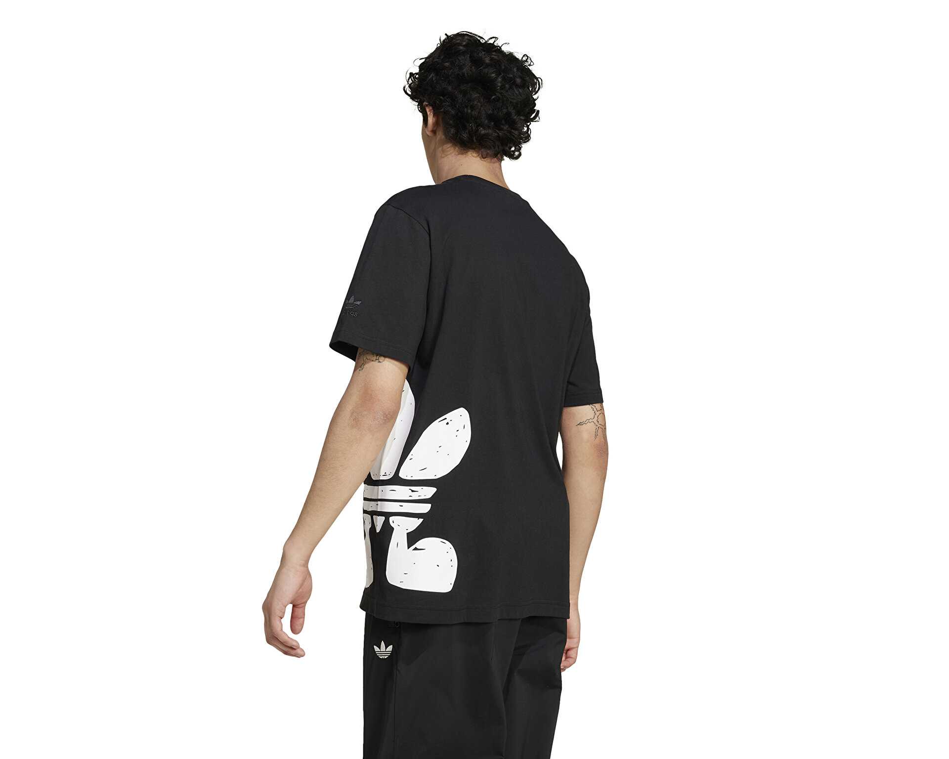 تیشرت روزانه Adidas Ts Street 2