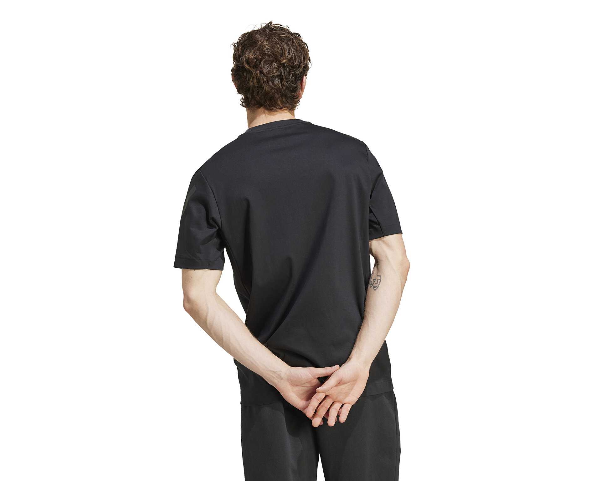 تیشرت روزانه Adidas M Z.N.E. Tee