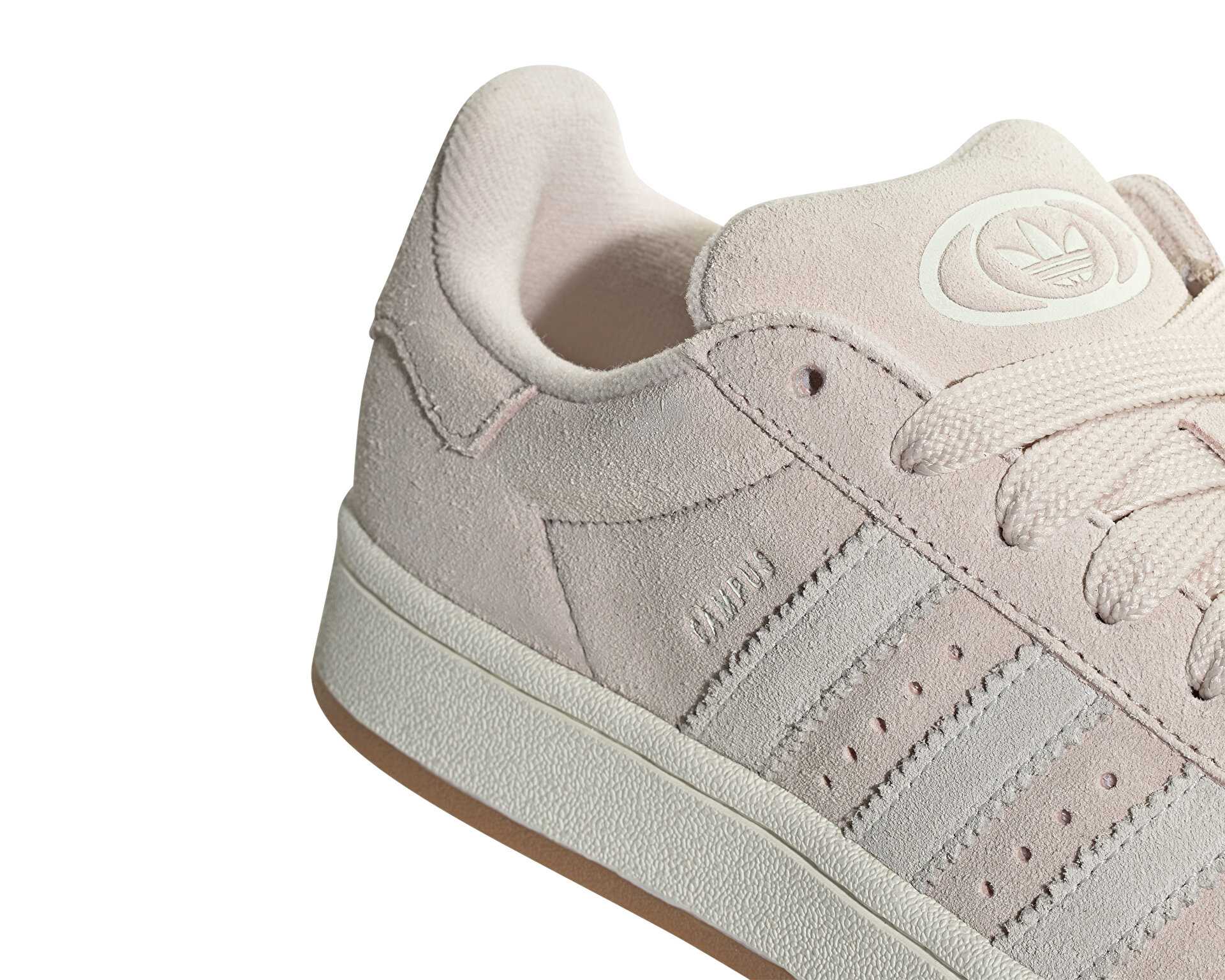 کفش های روزانه Adidas Ozmillen