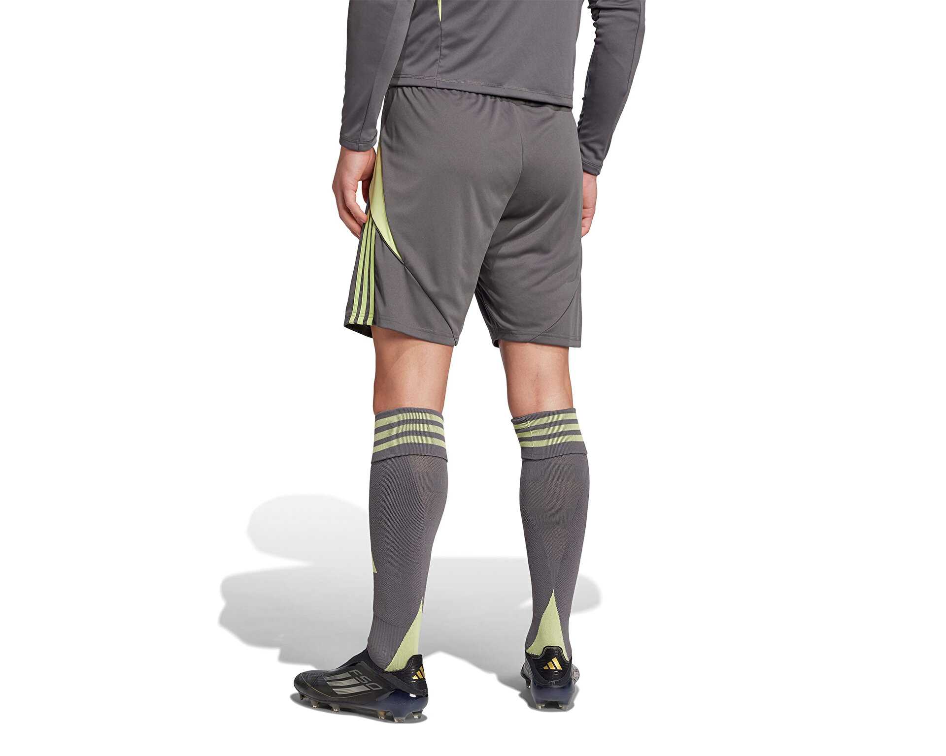 شورت فوتبال Tiro24 Sho