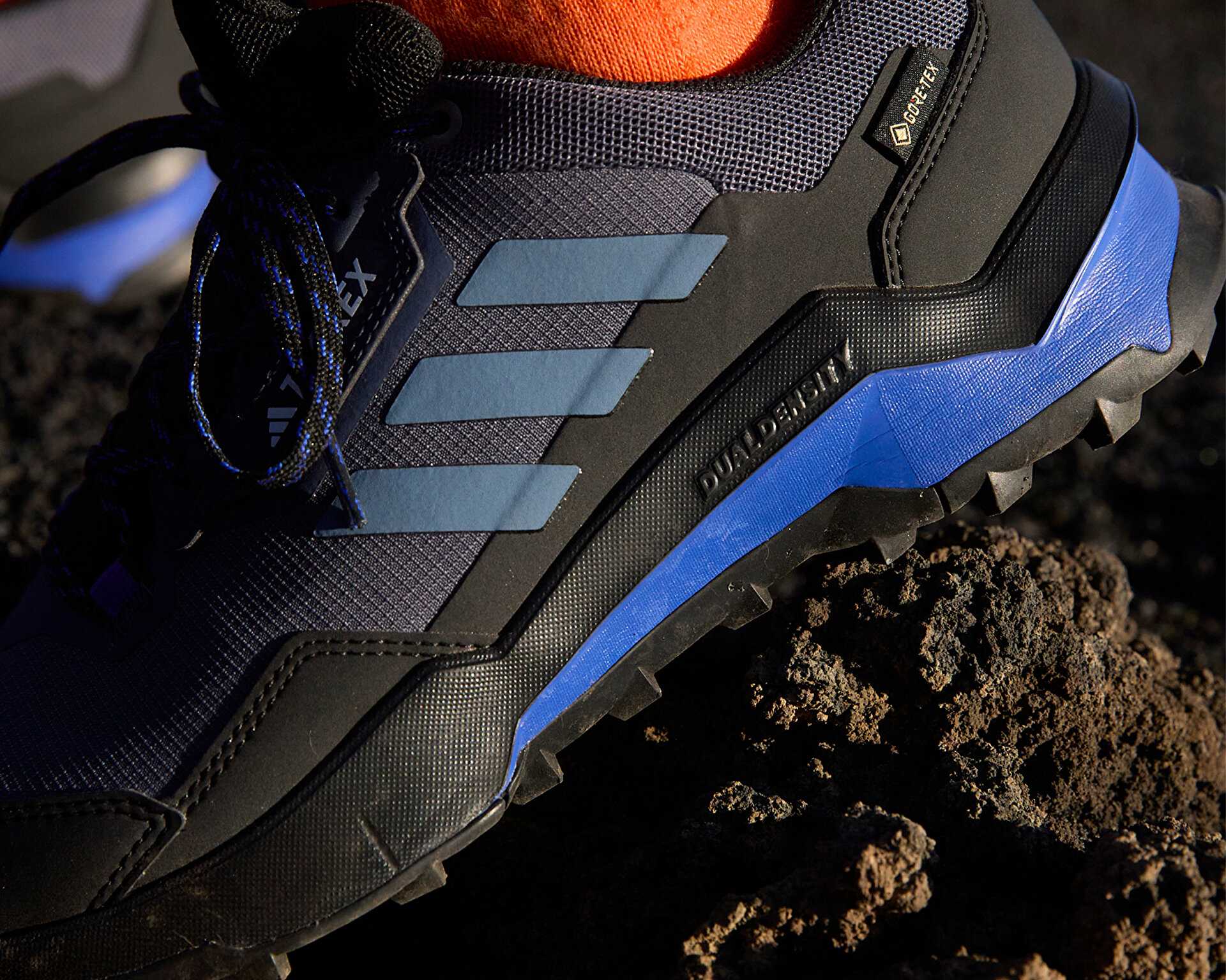 کفش های فضای باز Terrex Ax4 Gtx W