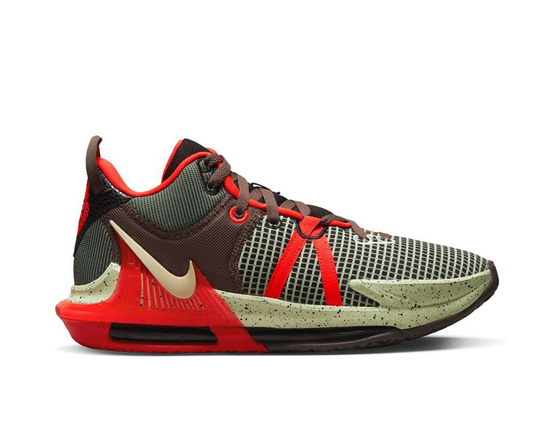 کفش های بسکتبال Lebron Witness Vii