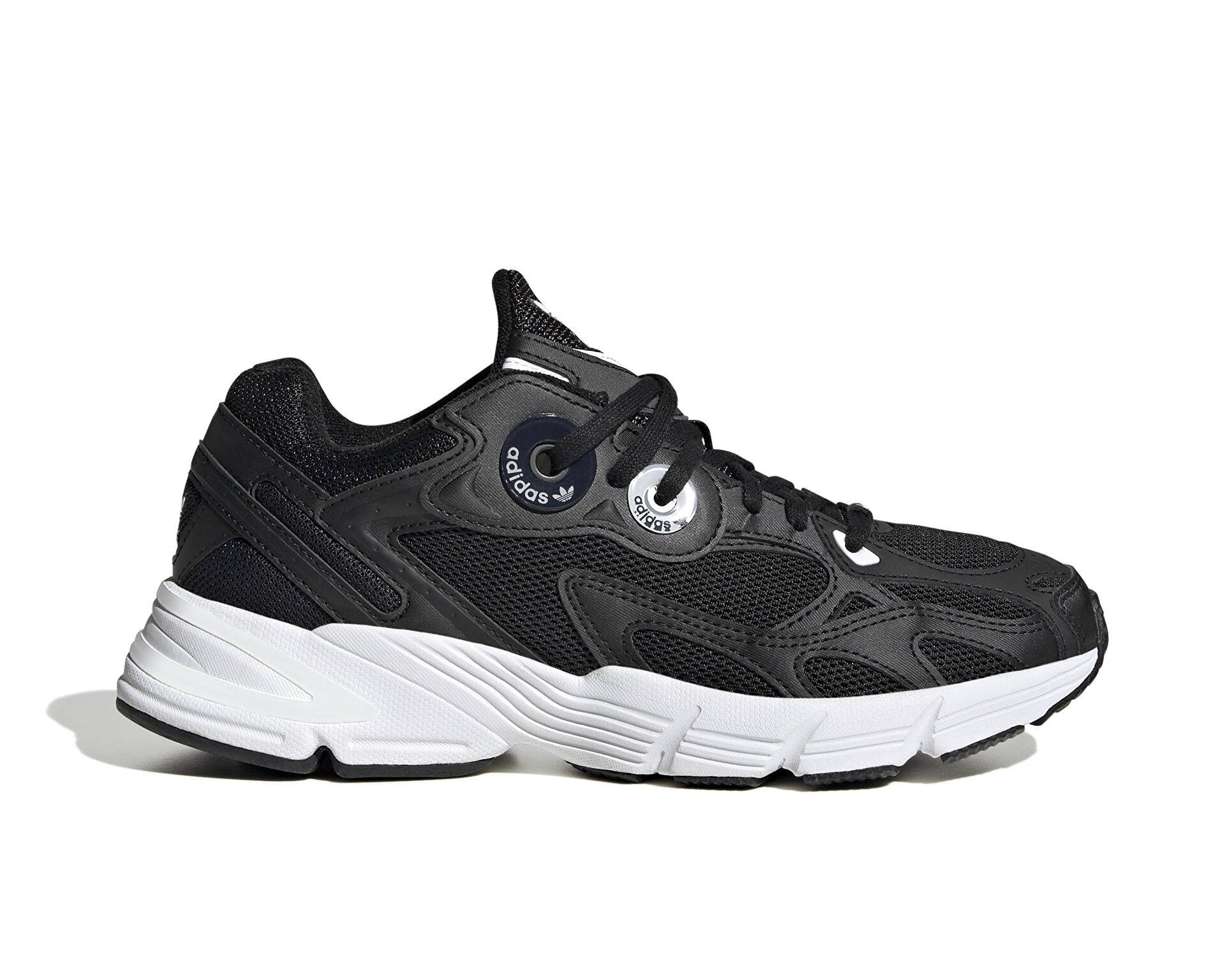 کفش های روزانه Adidas Astır W