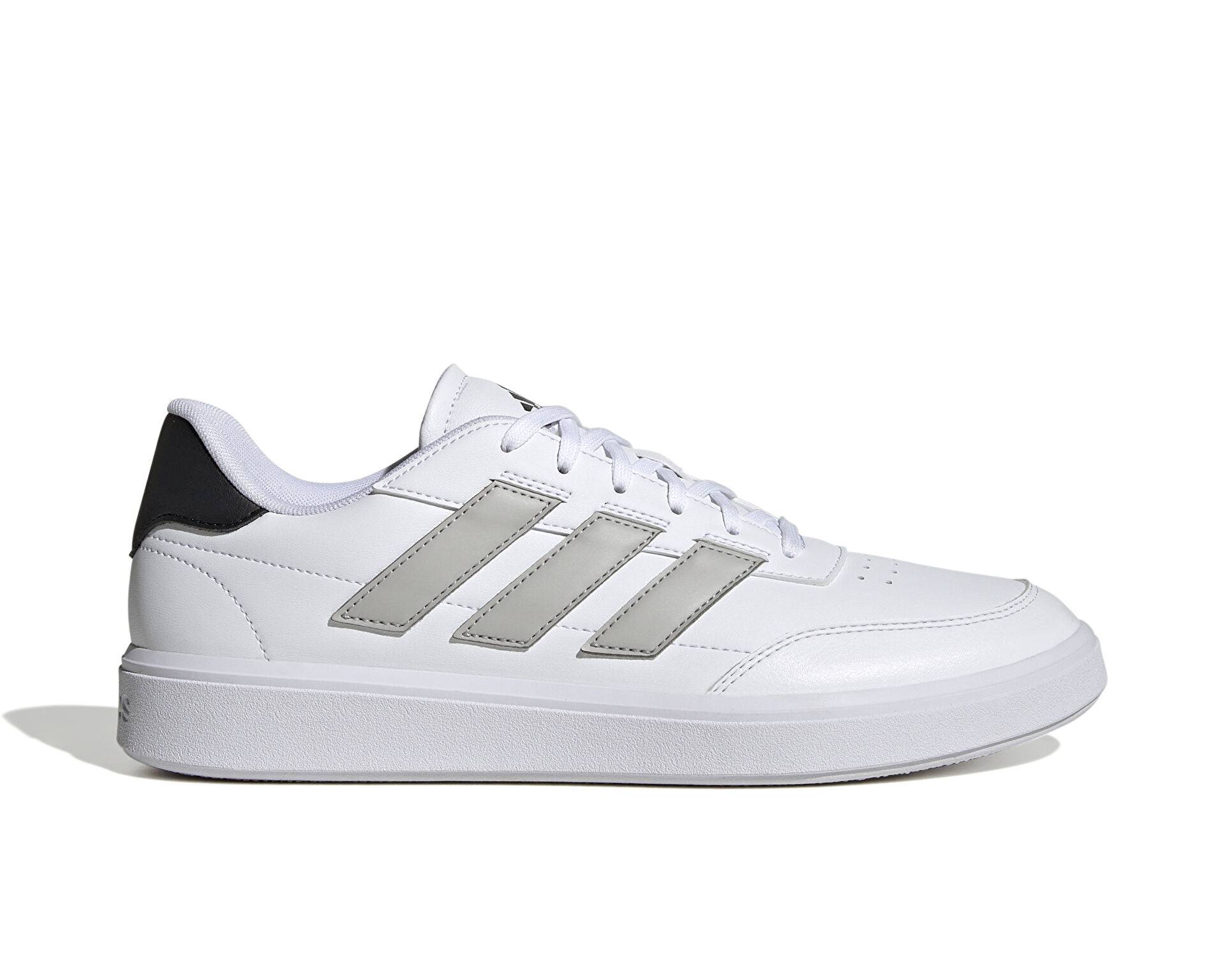 کفش های روزانه Adidas Courtblock