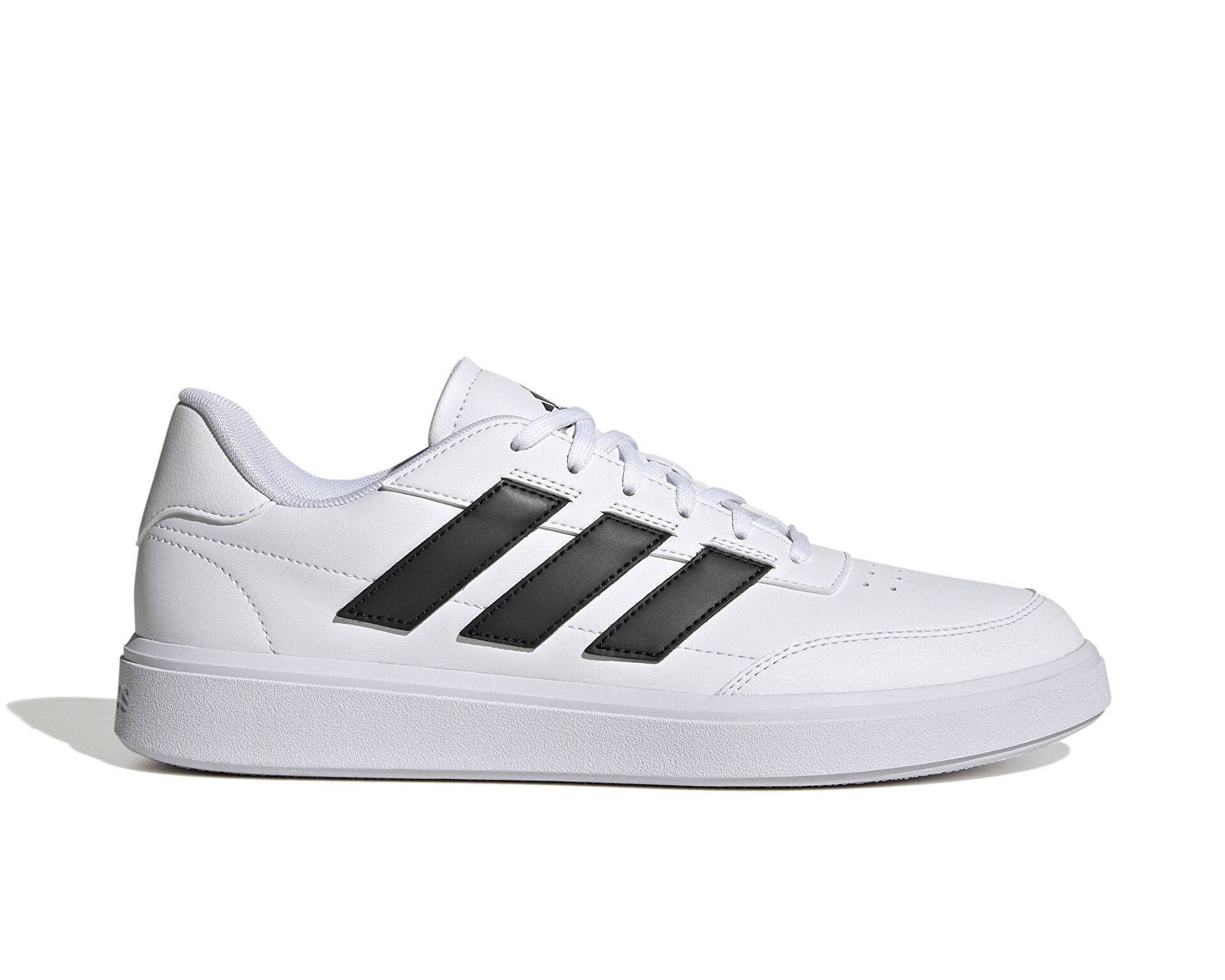 کفش های روزانه Adidas Courtblock
