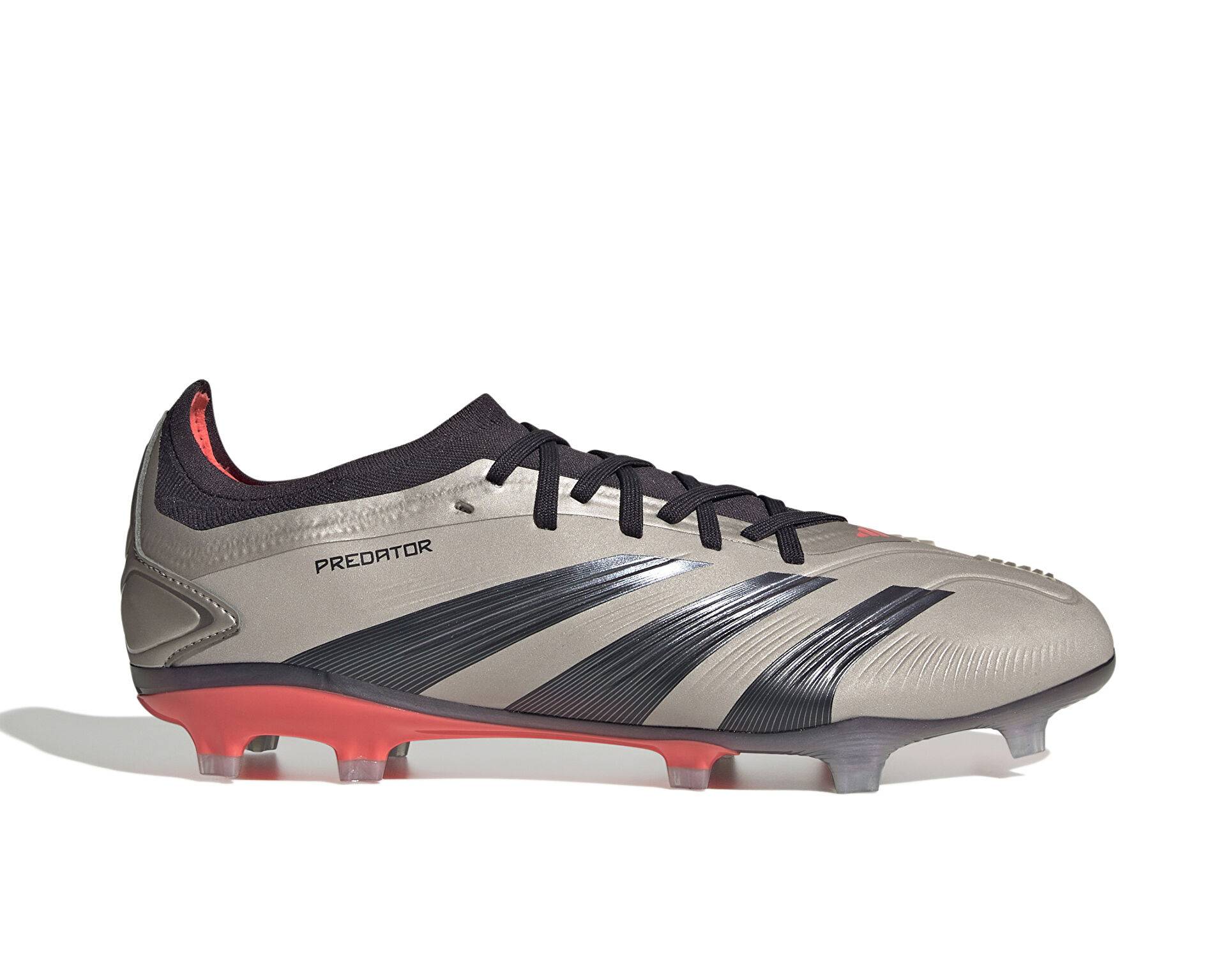 کفش فوتبال چمن Predator Pro Fg