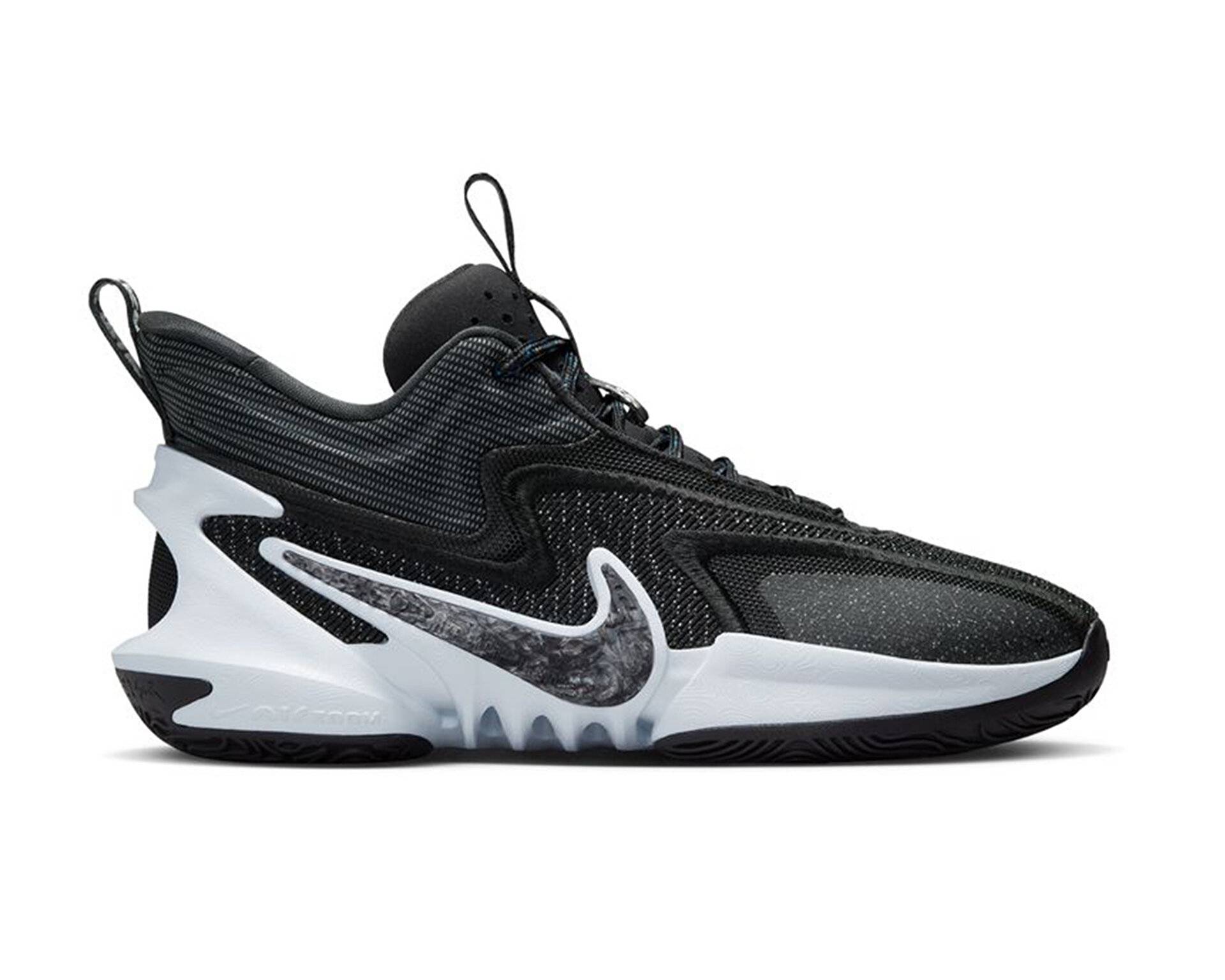 کفش های بسکتبال Cosmic Unity 2