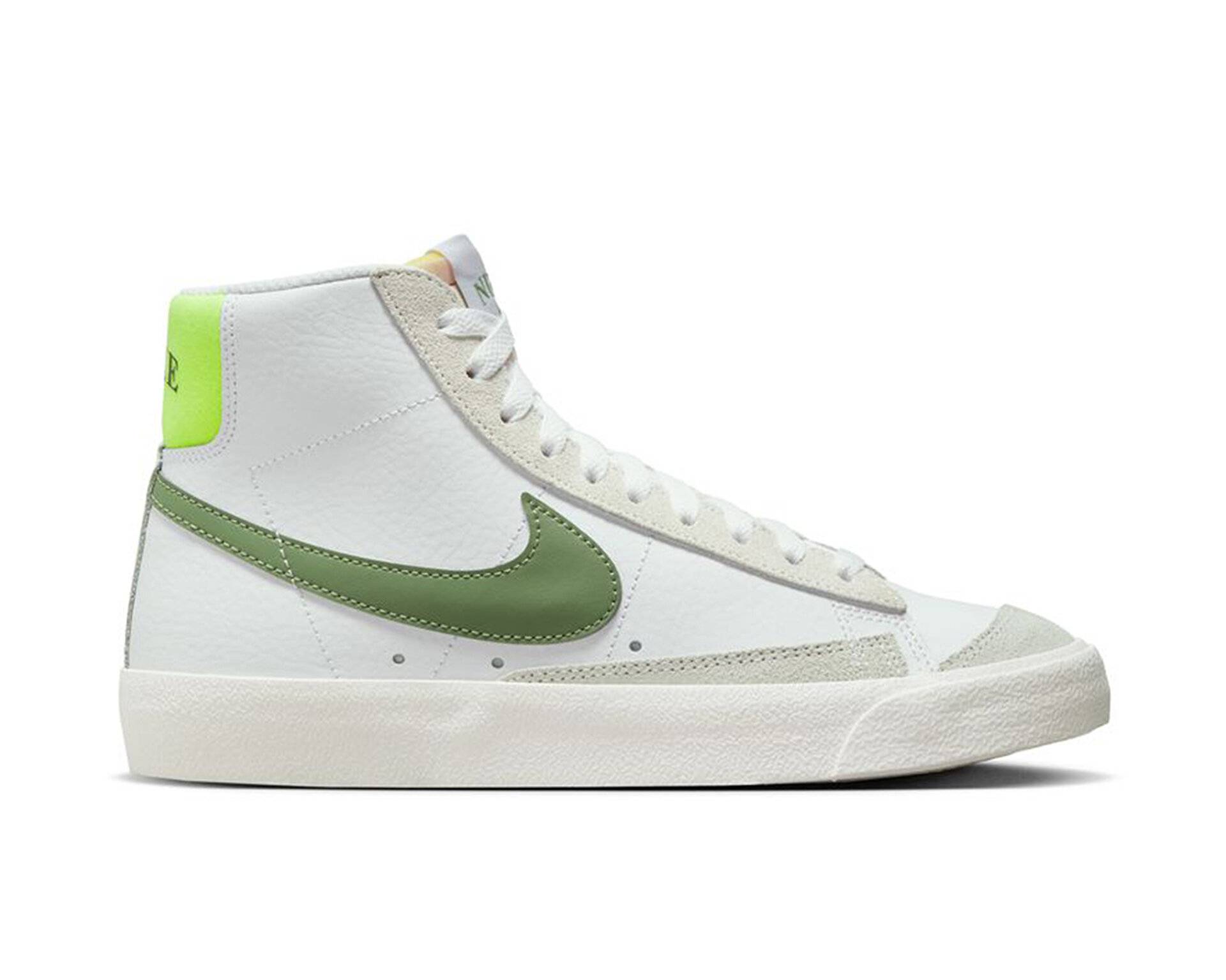کفش های روزانه W Blazer Mid '77