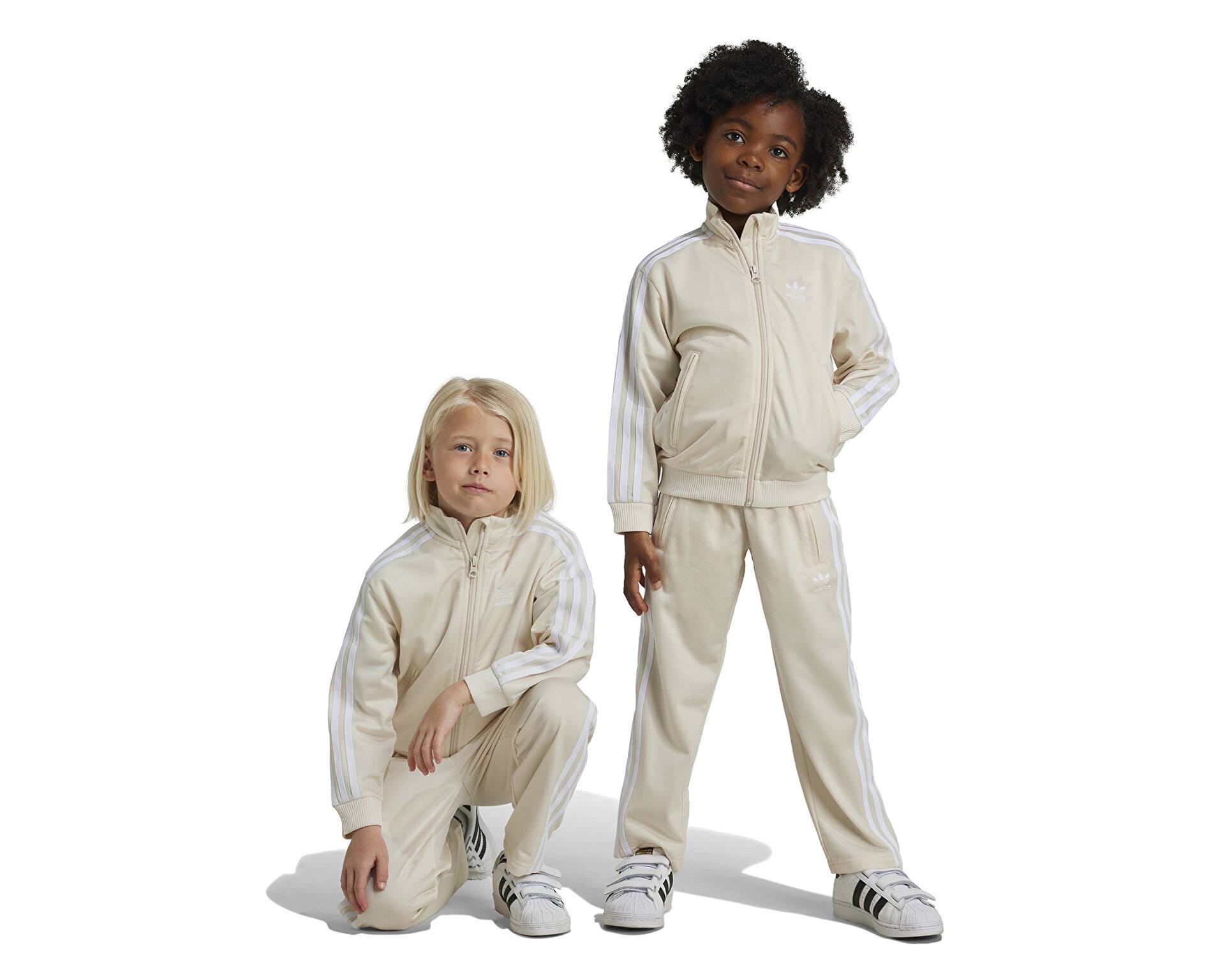 ست لباس ورزشی روزانه بچه گانه Adidas Firebird