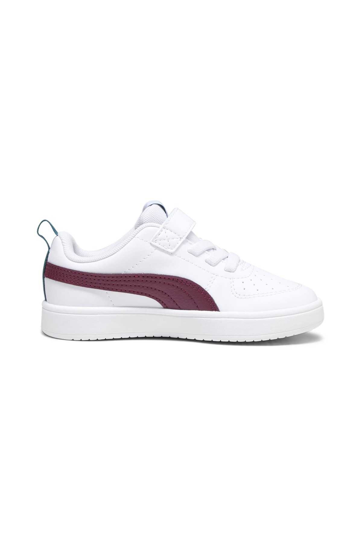 بستن کفش بچه گانه