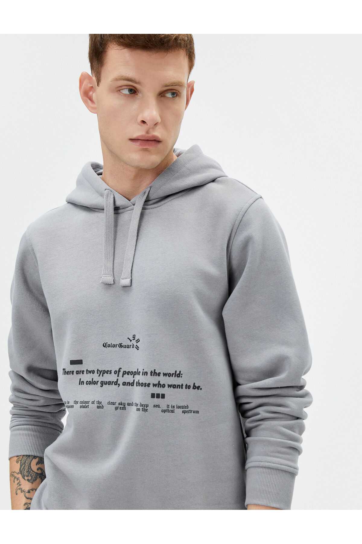 بلوز آستین بلند کلاه دار با چاپ پشت