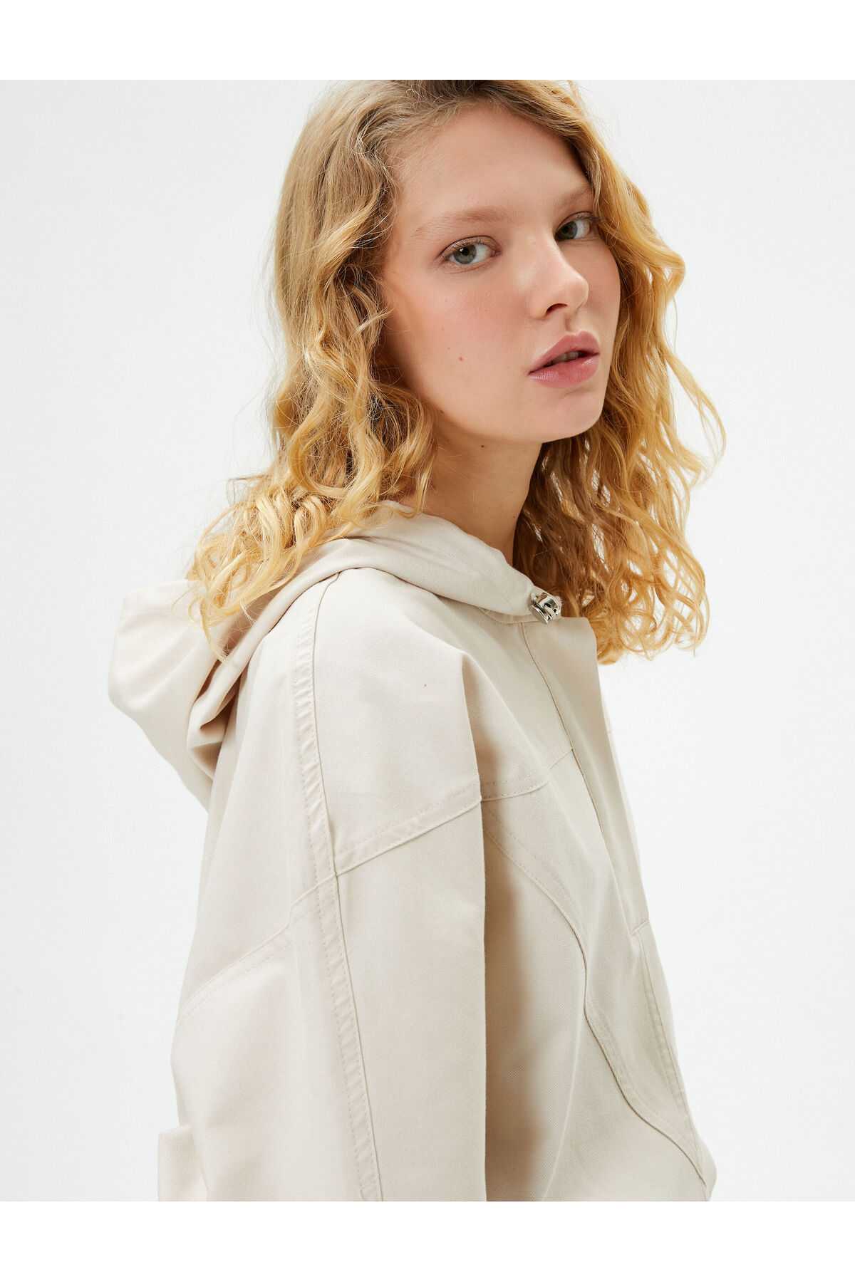 سویشرت چتر نجات نیم دکمه کش دار آستین بلند بادکنکی نخی