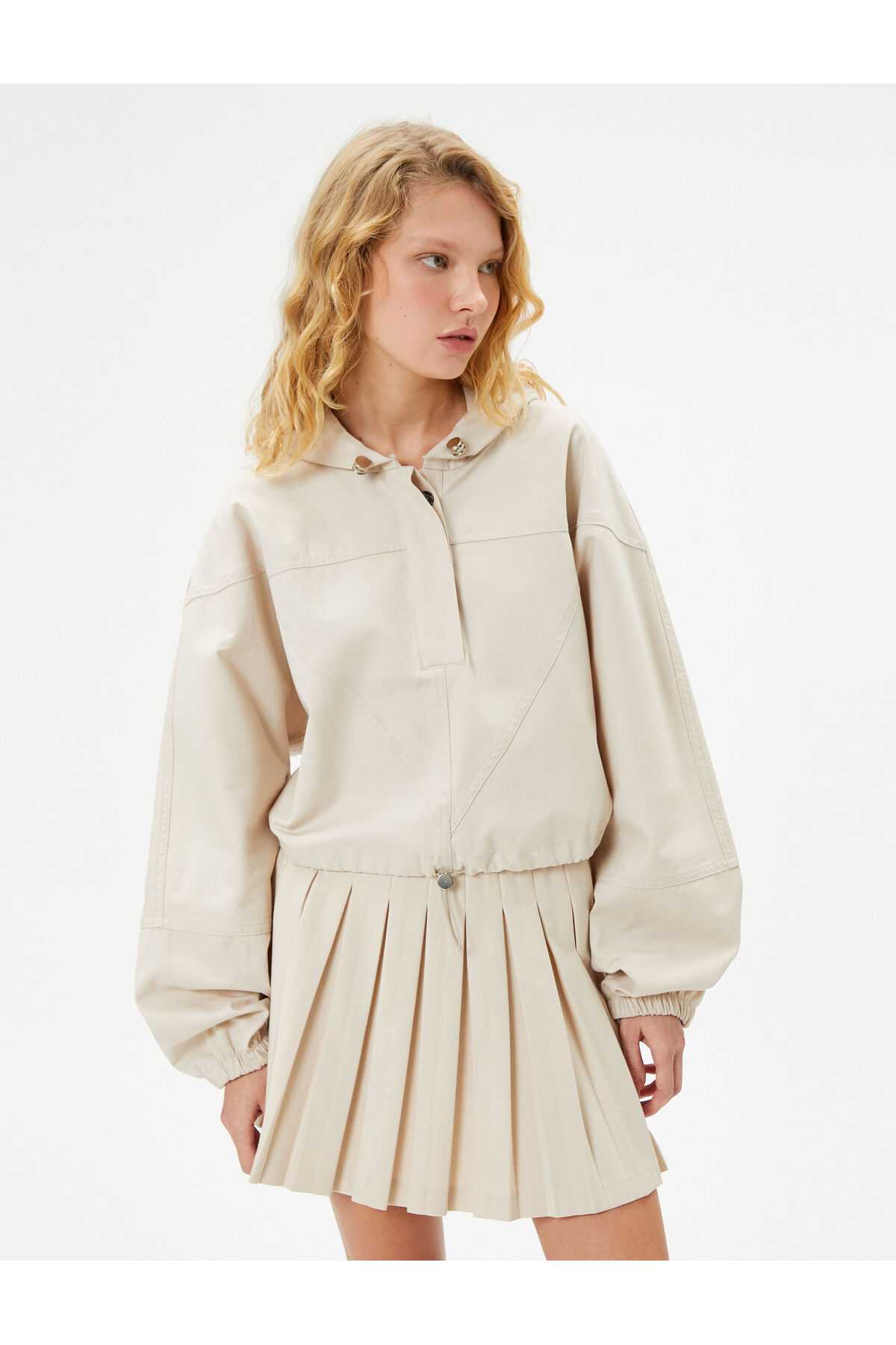 سویشرت چتر نجات نیم دکمه کش دار آستین بلند بادکنکی نخی