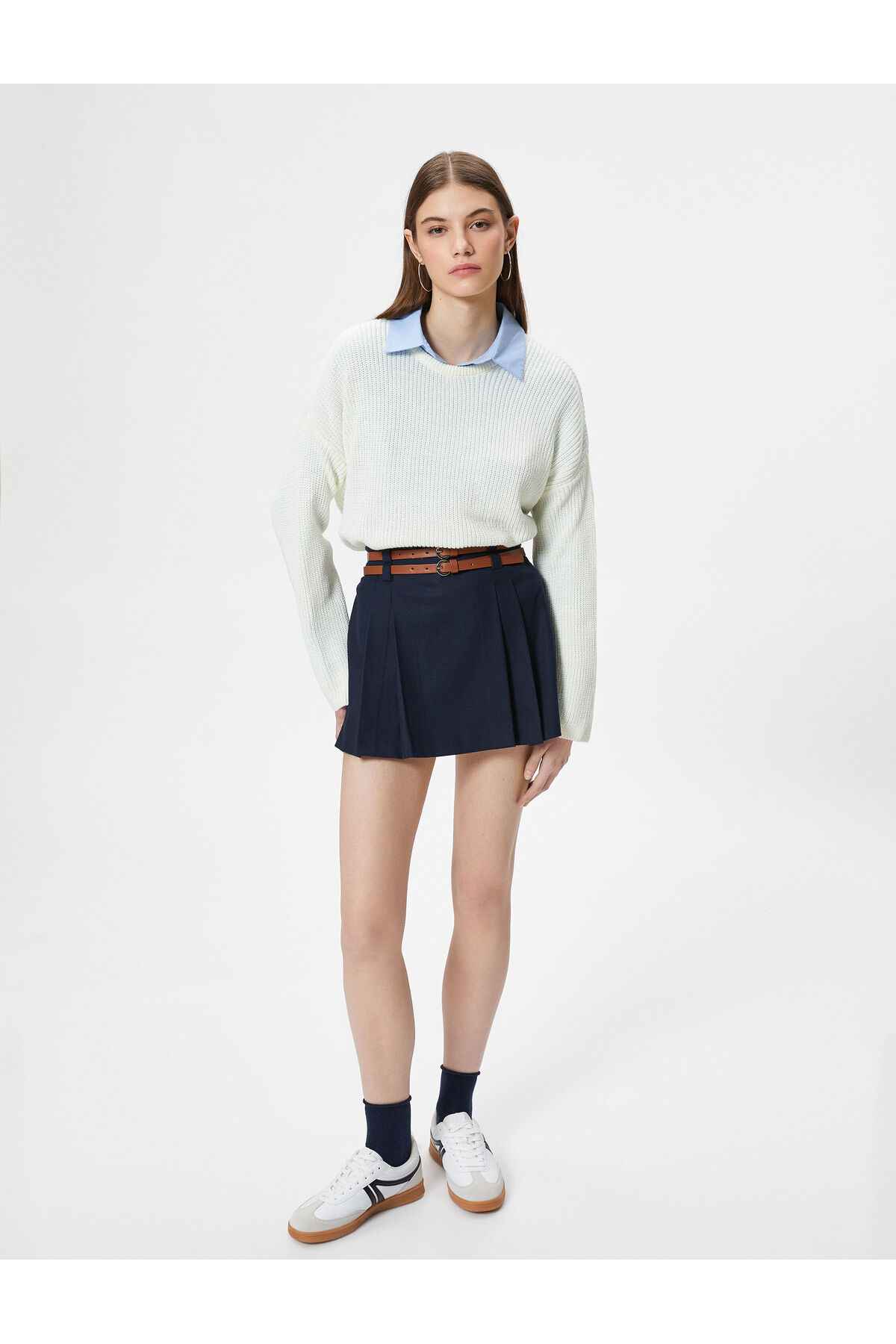 یقه آستین بلند ژاکت بافتنی پایه