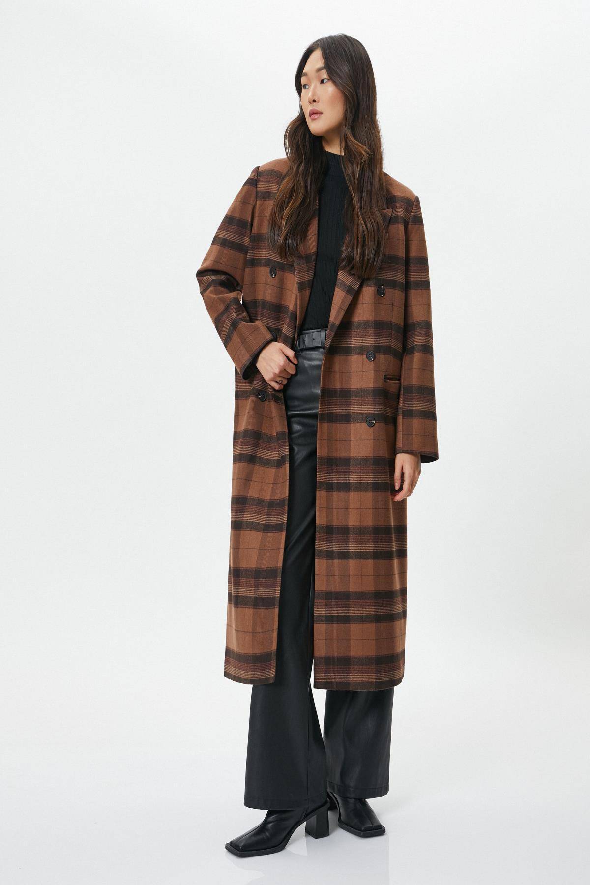 مانتو چهارخانه قهوه ای زنانه