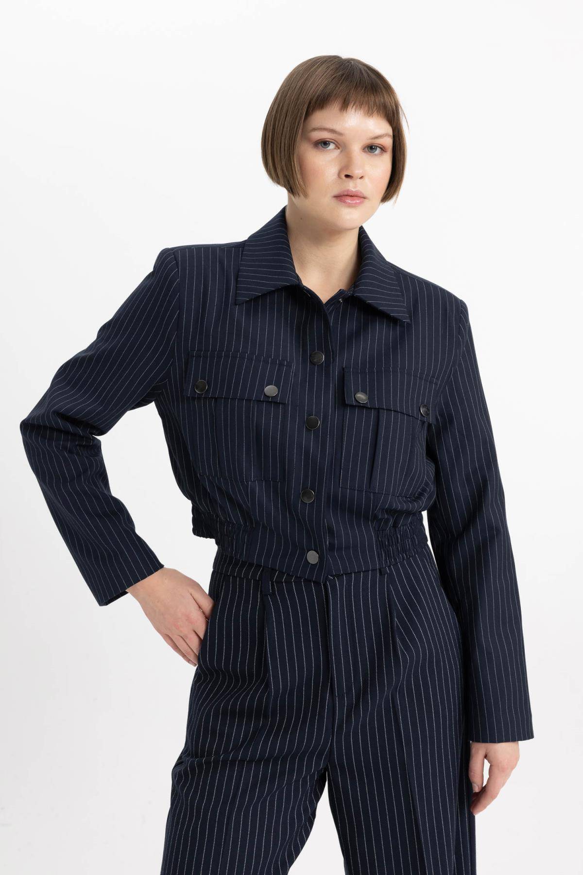 ژاکت تناسب معمولی