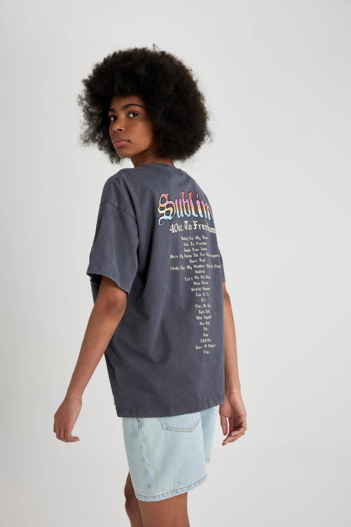 تیشرت قابل شستشو با یقه آستین کوتاه Unisex Sublimation Oversize Fit برای روز ولنتاین