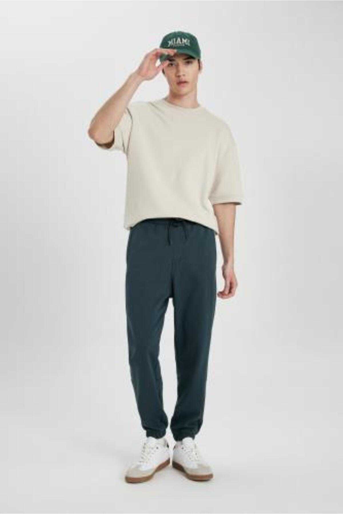 شلوار گرمکن جیبی منظم