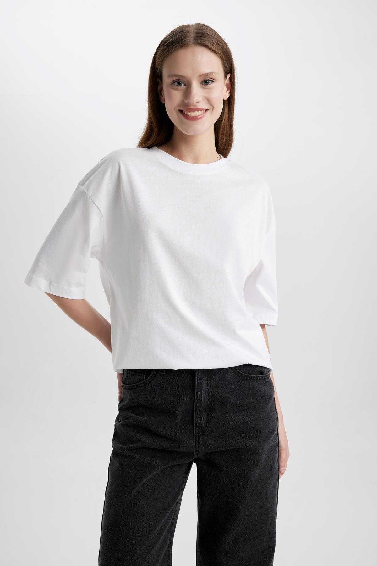 تیشرت آستین کوتاه با یقه فیت سایز بزرگ