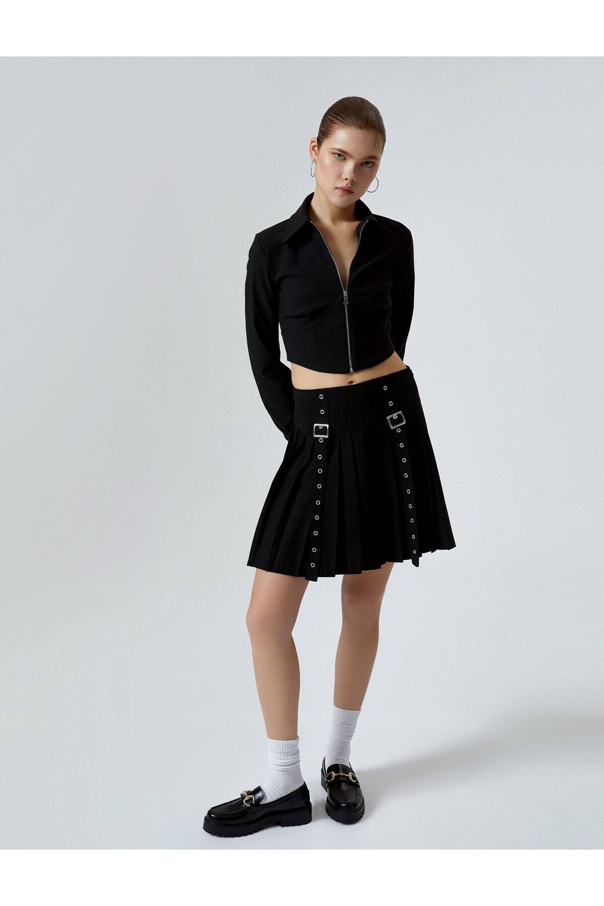 مینی دامن چین دار مناسب مناسب با جزئیات کمربند