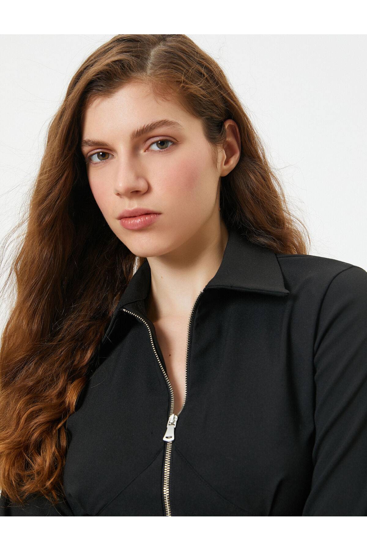 بلوز Crop زیپ دار آستین بلند باریک با جزئیات دوخت