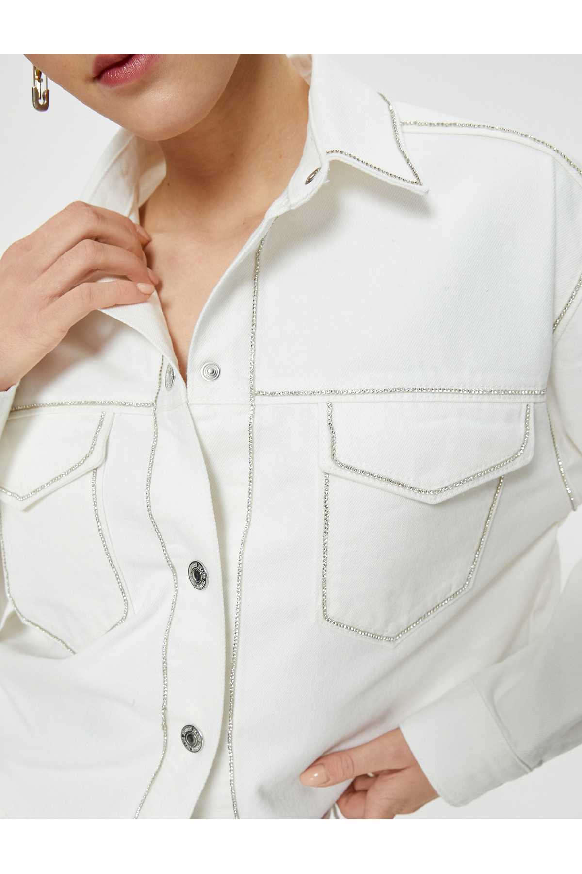 کت جین سنگ دار با یقه پیراهن پنبه ای جیب دار