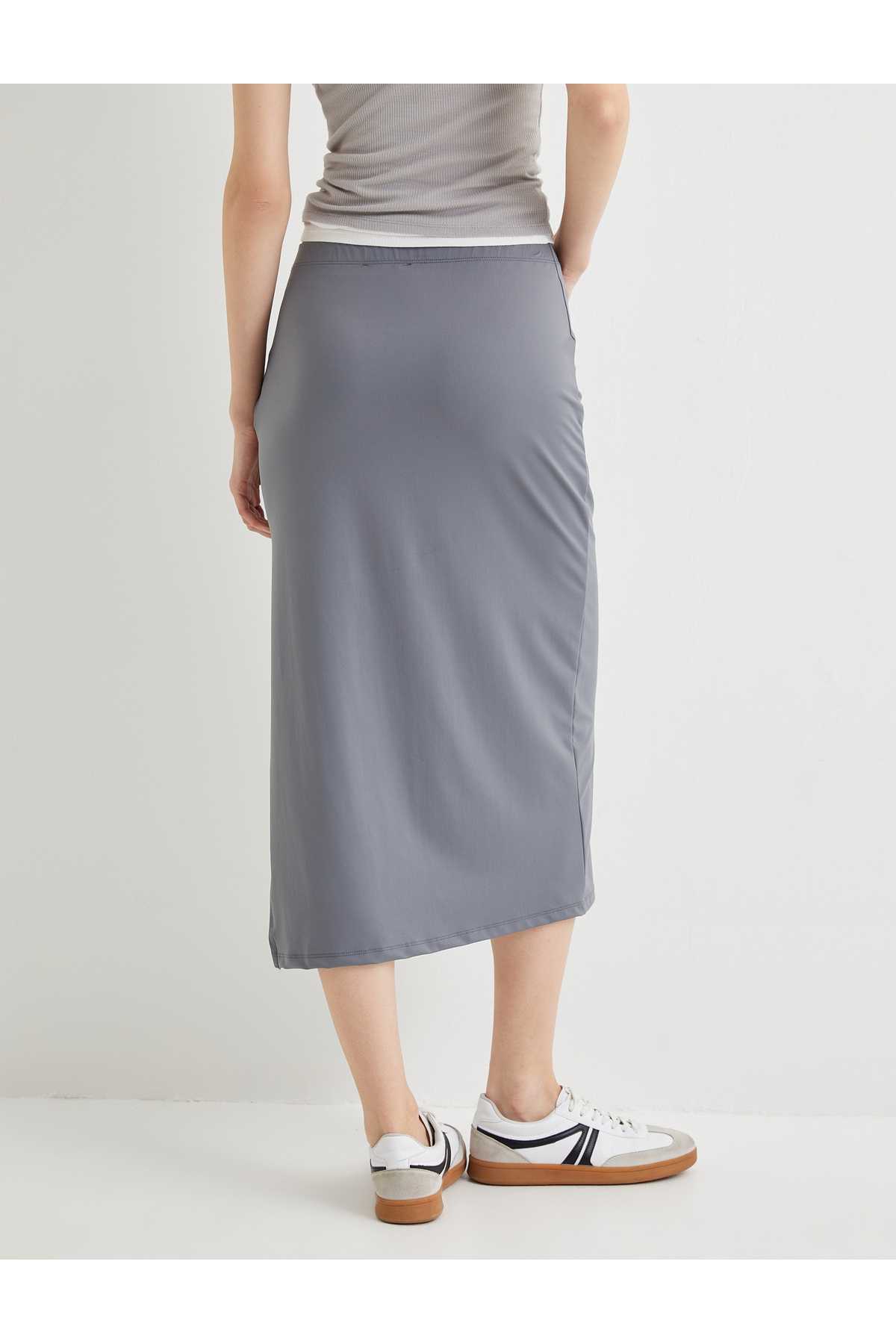 دامن مداد میدی با جزئیات کمر استاندارد