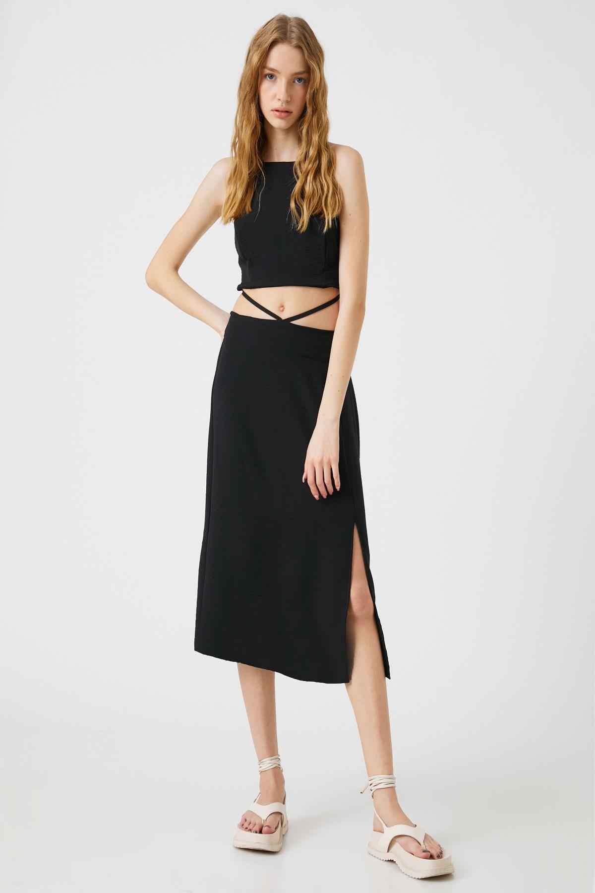 لباس میدی با جزییات پنجره و یقه چاک دار