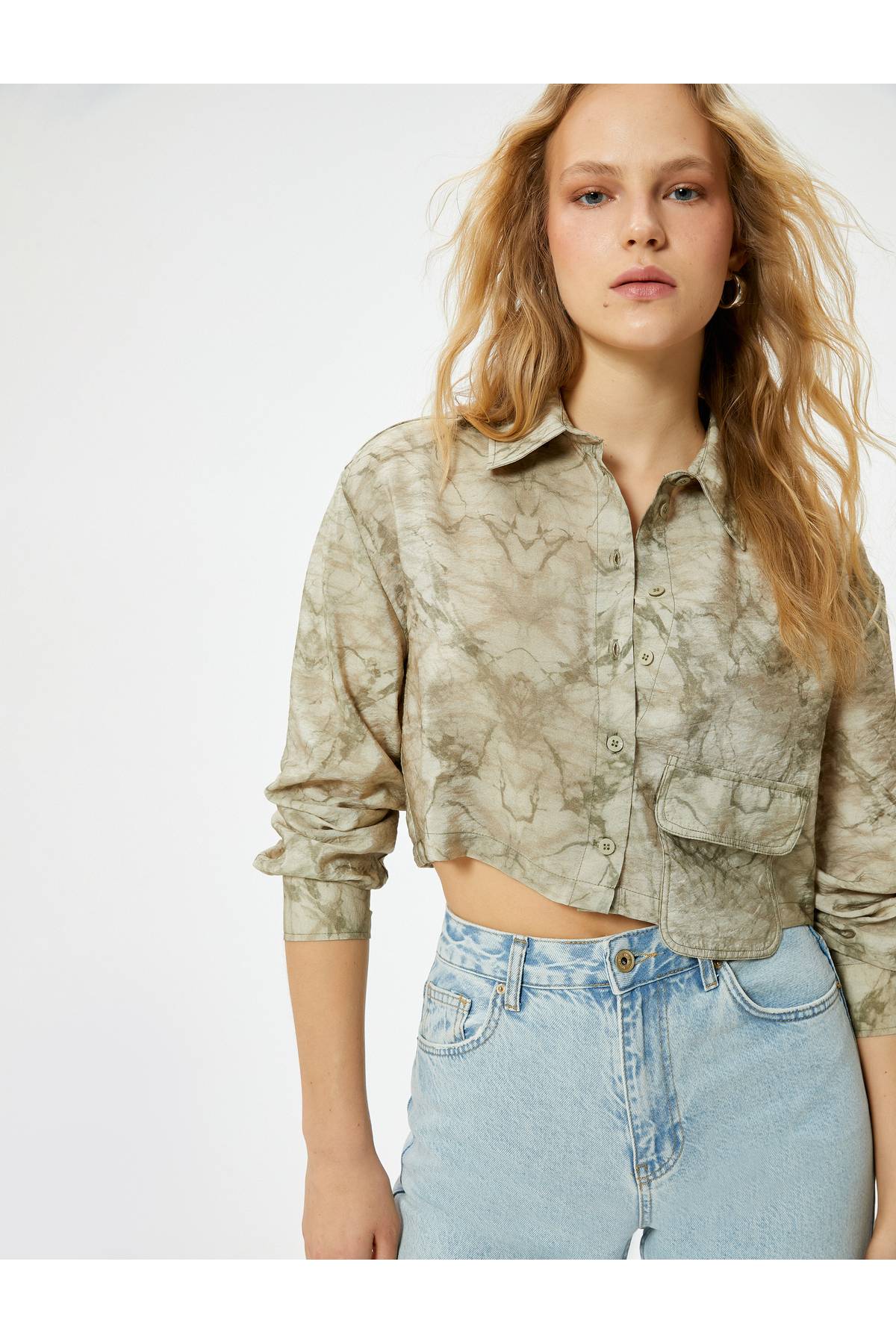 پیراهن کراپ با ویسکوز آستین بلند جیب باری