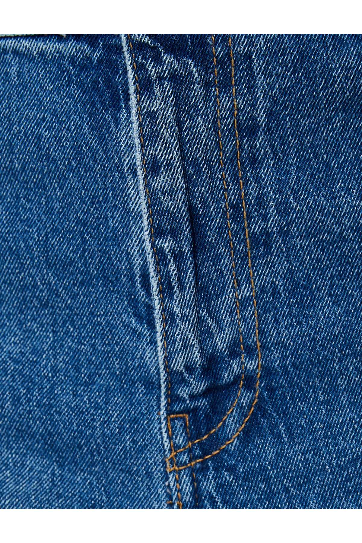 Mom Fit Jeans Relaxed Cut Light Slim Leg - Mom Jean