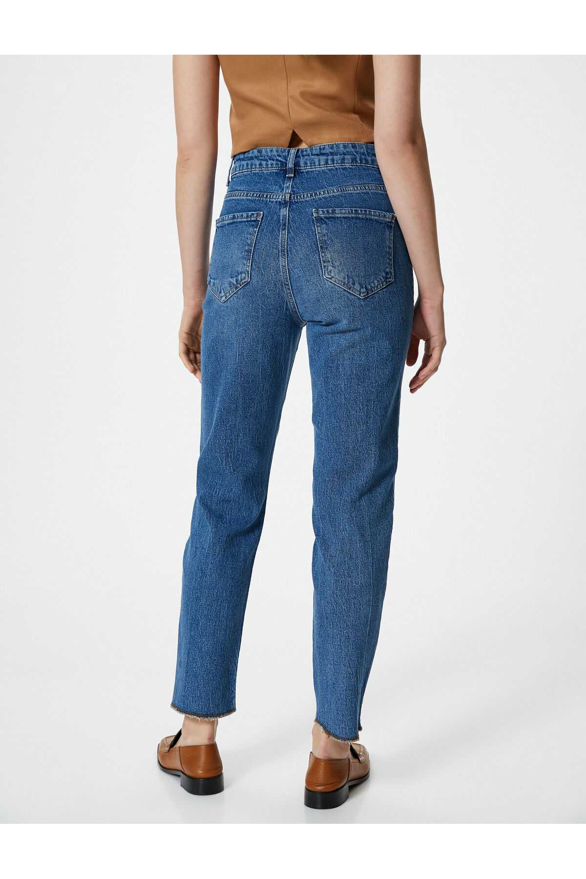 Mom Fit Jeans Relaxed Cut Light Slim Leg - Mom Jean