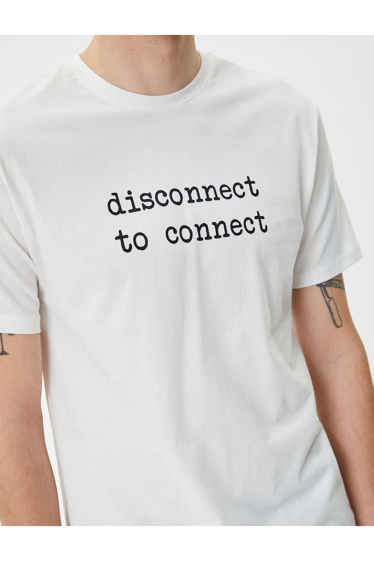 تیشرت چاپی شعار اسلیم فیت یقه کوتاه آستین کوتاه