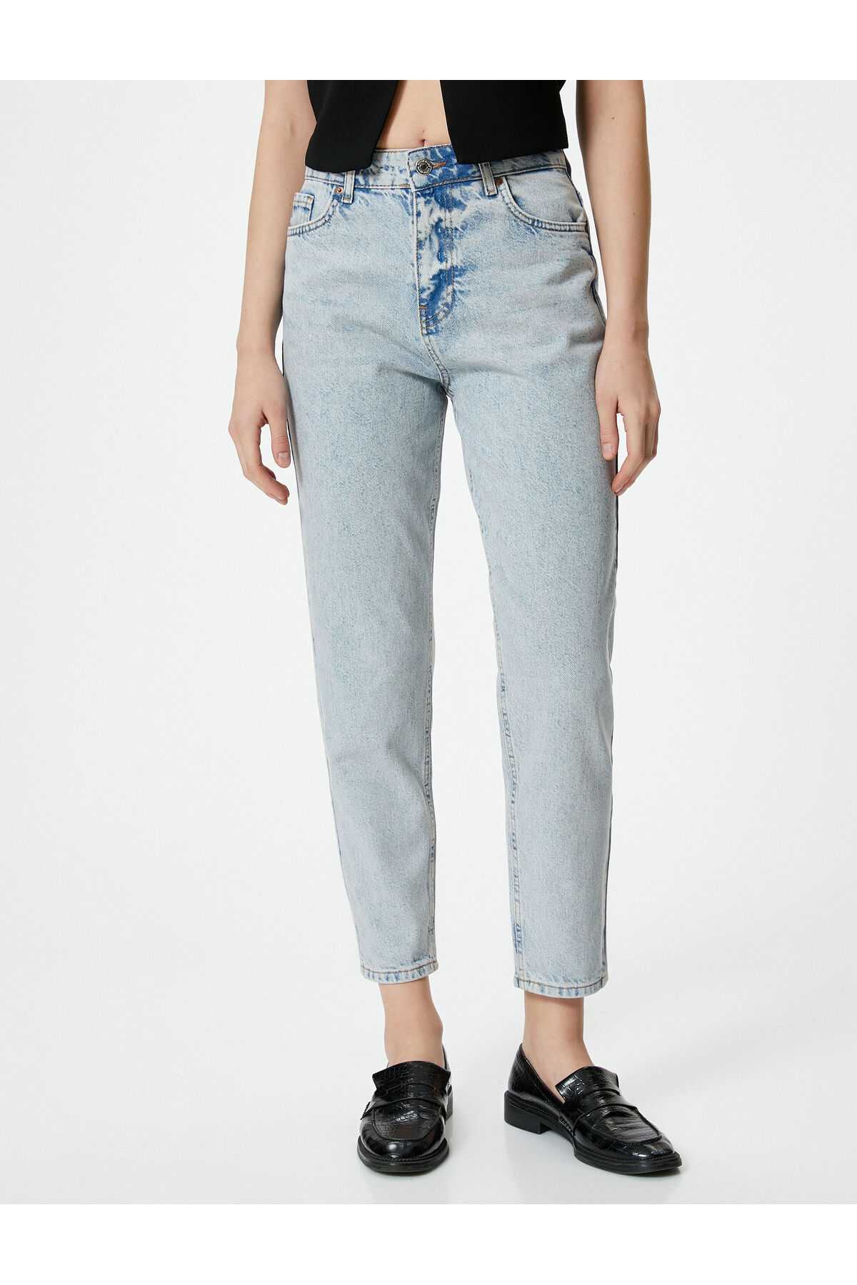 Mom Fit Jeans Relaxed Cut Light Slim Leg - Mom Jean