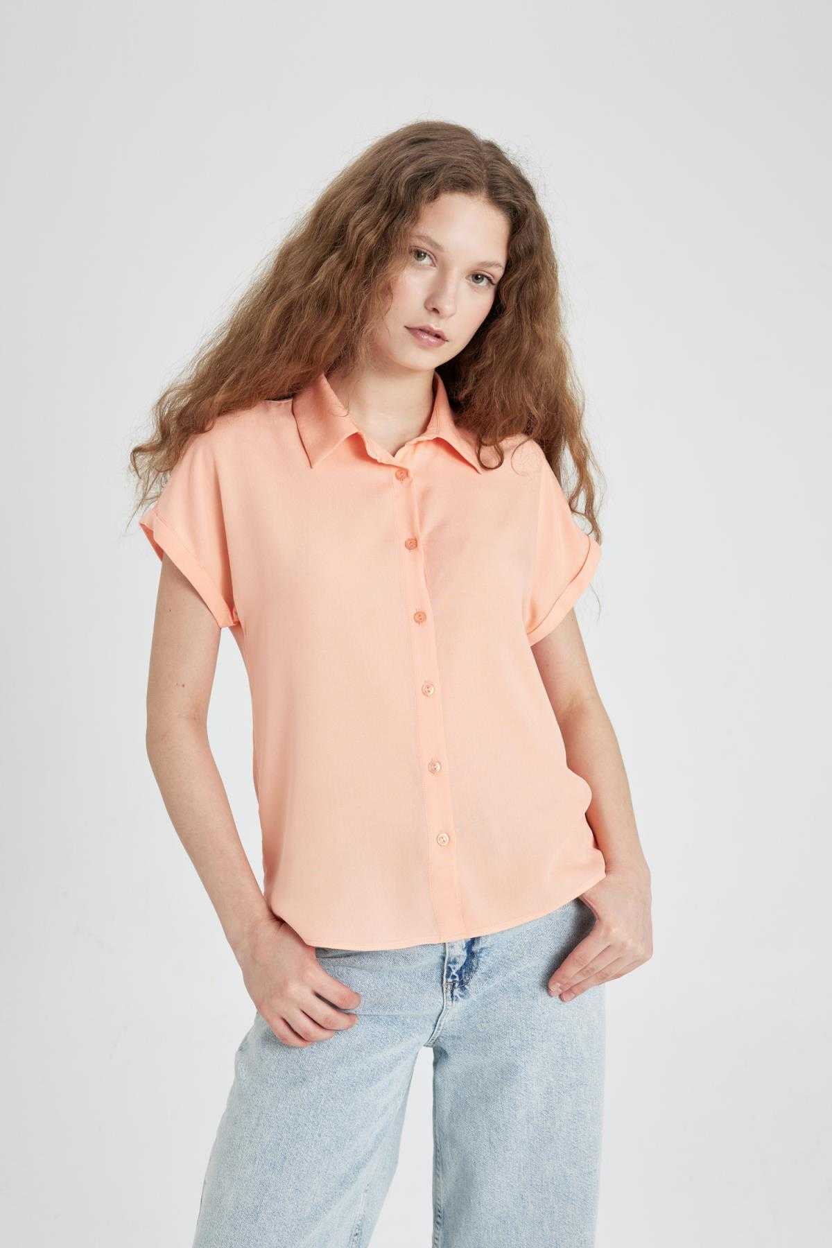 پیراهن آستین کوتاه معمولی Fit N7819az24sp