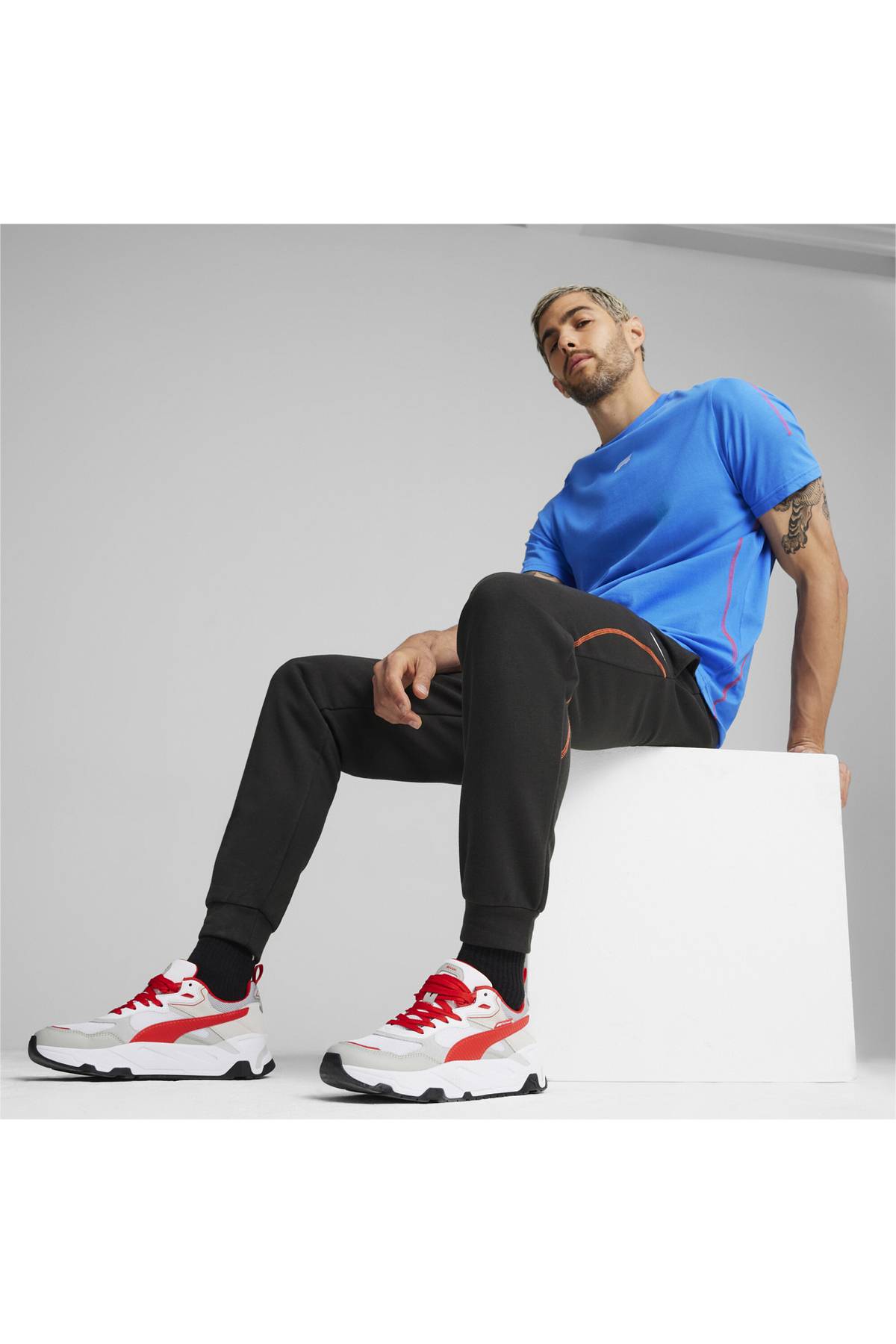 30828202 کفش های سبک زندگی زنانه ترینیتی سفید F1