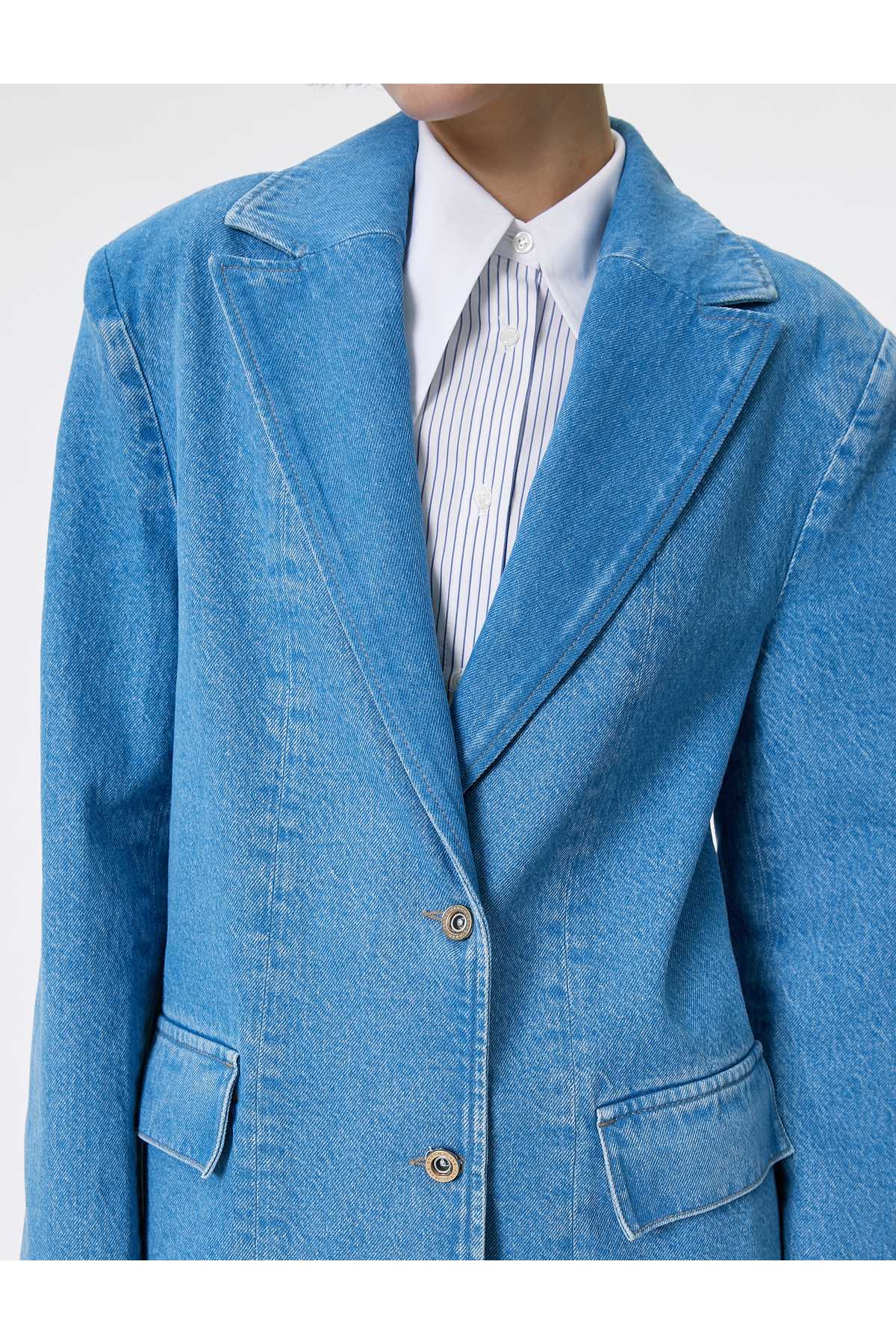 کت جین ژاکت کت و شلوار جین یقه معکوس جیب دو سینه با جزئیات مناسب مناسب