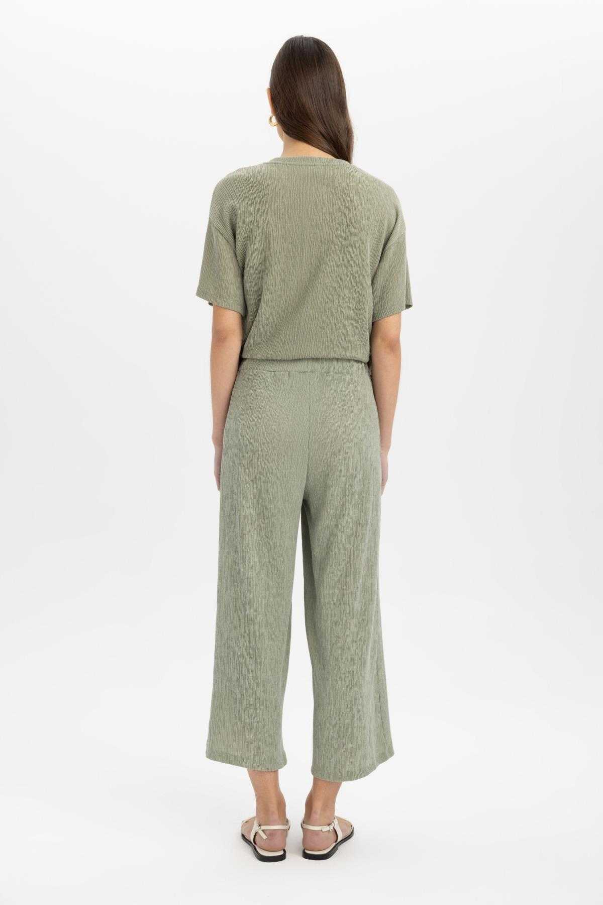 شلوار میدی چروکدار کمر صاف با ساق گشاد