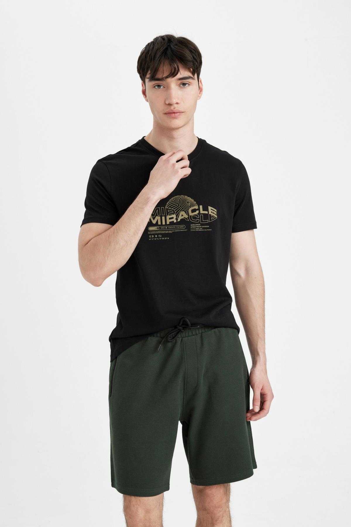 شلوارک ساق پای راست با تناسب منظم