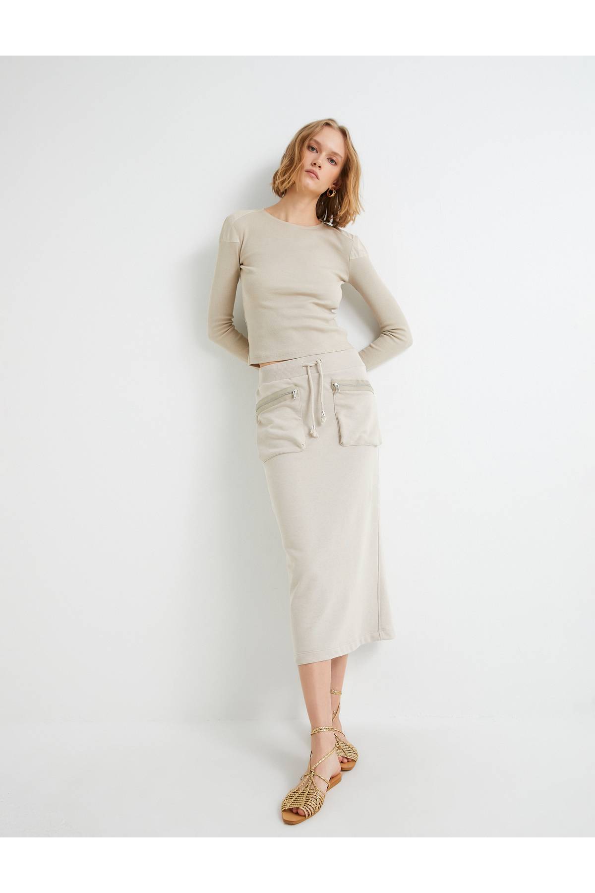 جیب زیپ دار دور کمر دامن میدی