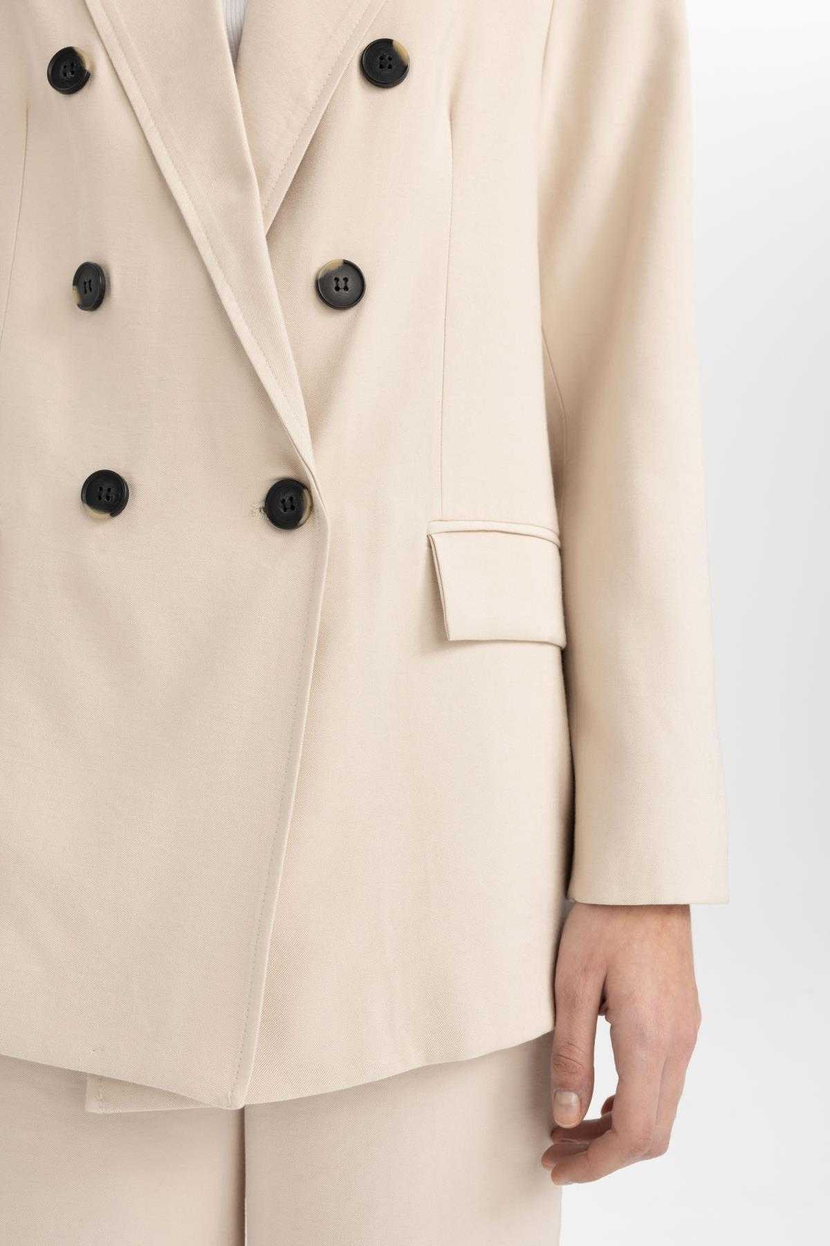 کاپشن یقه ای برگردان سایز بزرگ