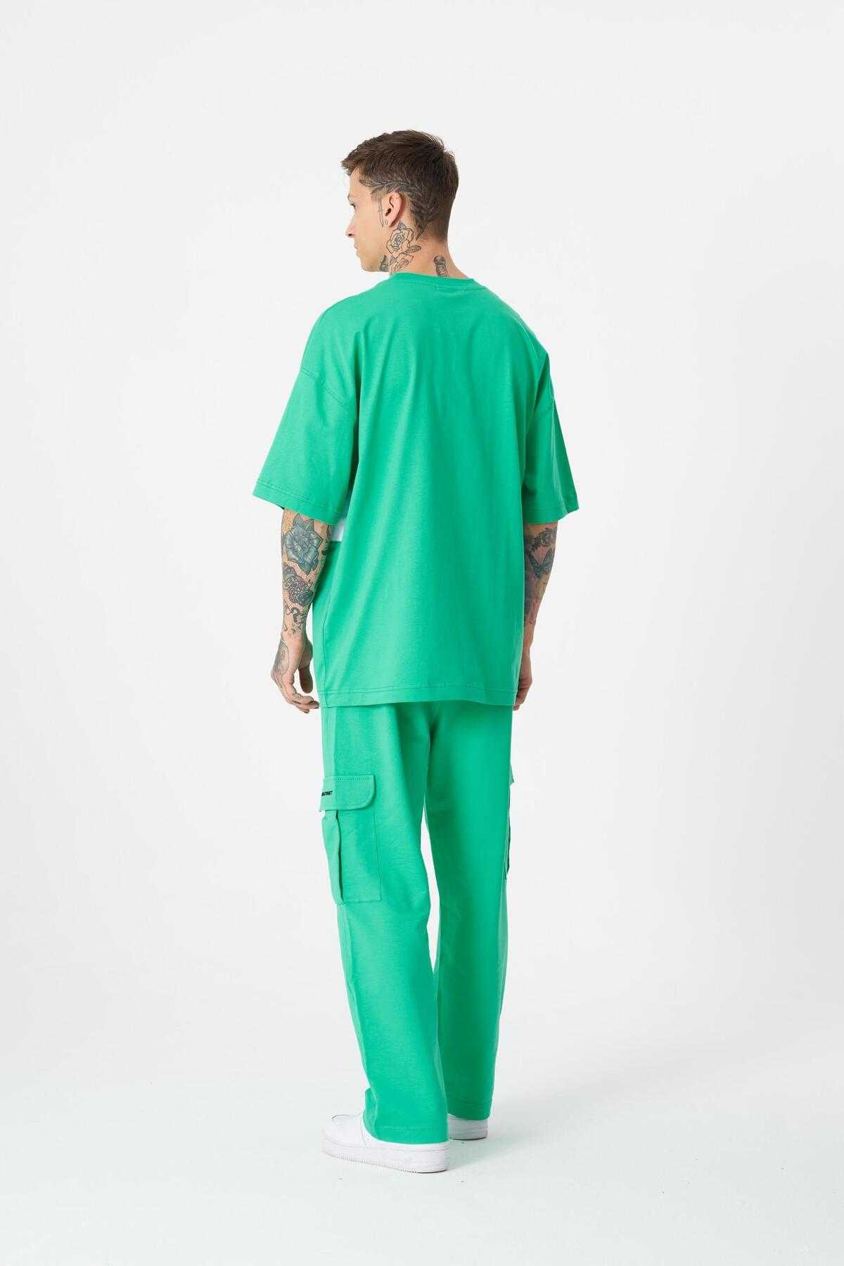 تیشرت مردانه به رنگ سبز روشن با چاپ سیلوستر