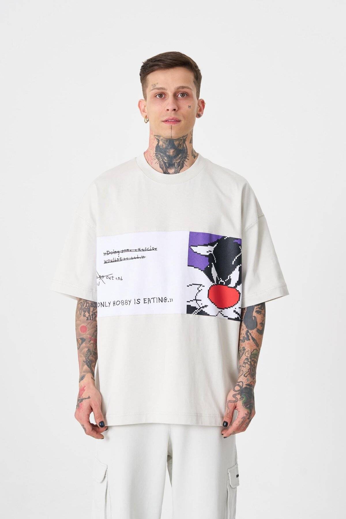 تیشرت مردانه به رنگ سبز روشن با چاپ سیلوستر