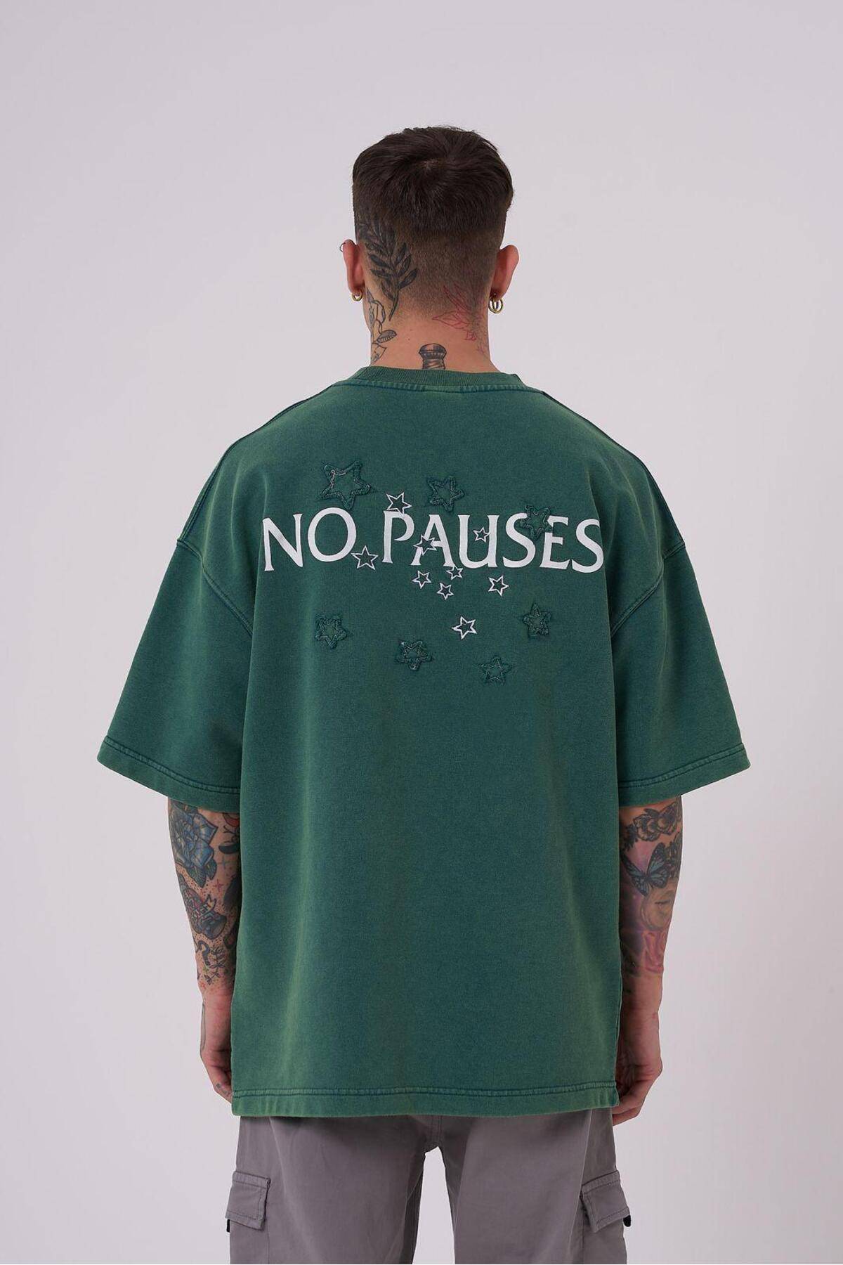 تیشرت مردانه بدون پووز چاپ شده با سایز بزرگ GHOST SPOTTED