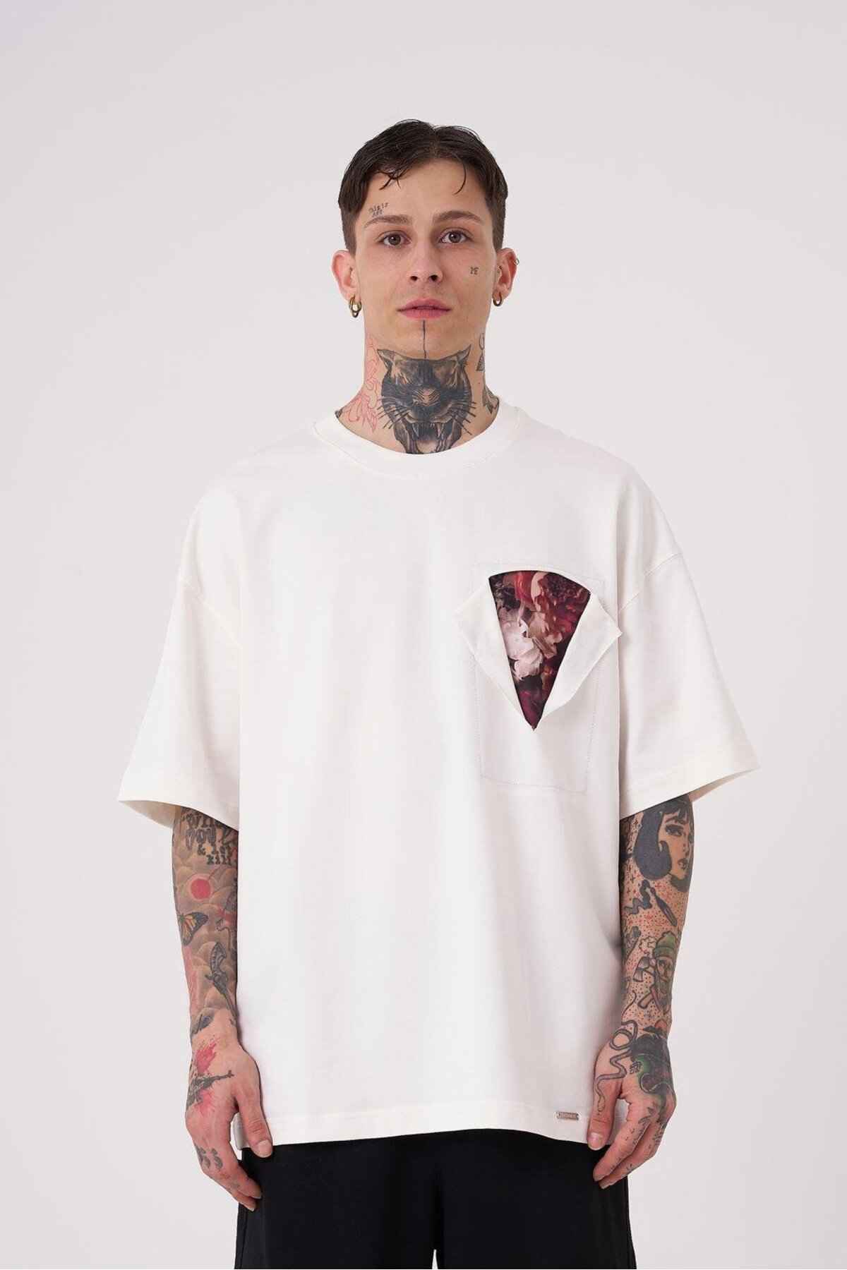 تیشرت اکرو سایز چاپی پچ گل مردانه