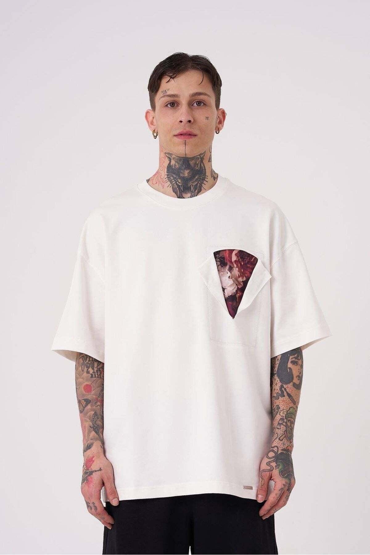 تیشرت اکرو سایز چاپی پچ گل مردانه