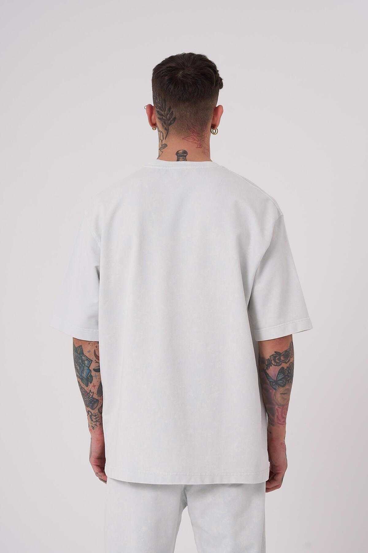 تیشرت مردانه لاکچری شسته شده پایه اور سایز خالدار خاکستری