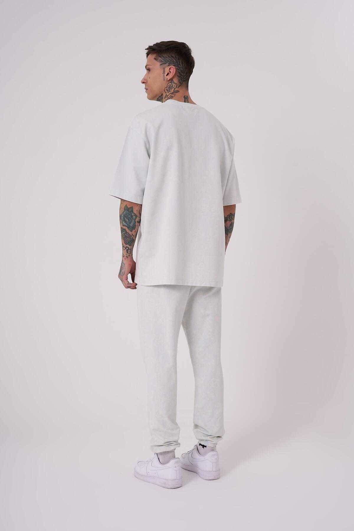 تیشرت مردانه لاکچری شسته شده پایه اور سایز خالدار خاکستری